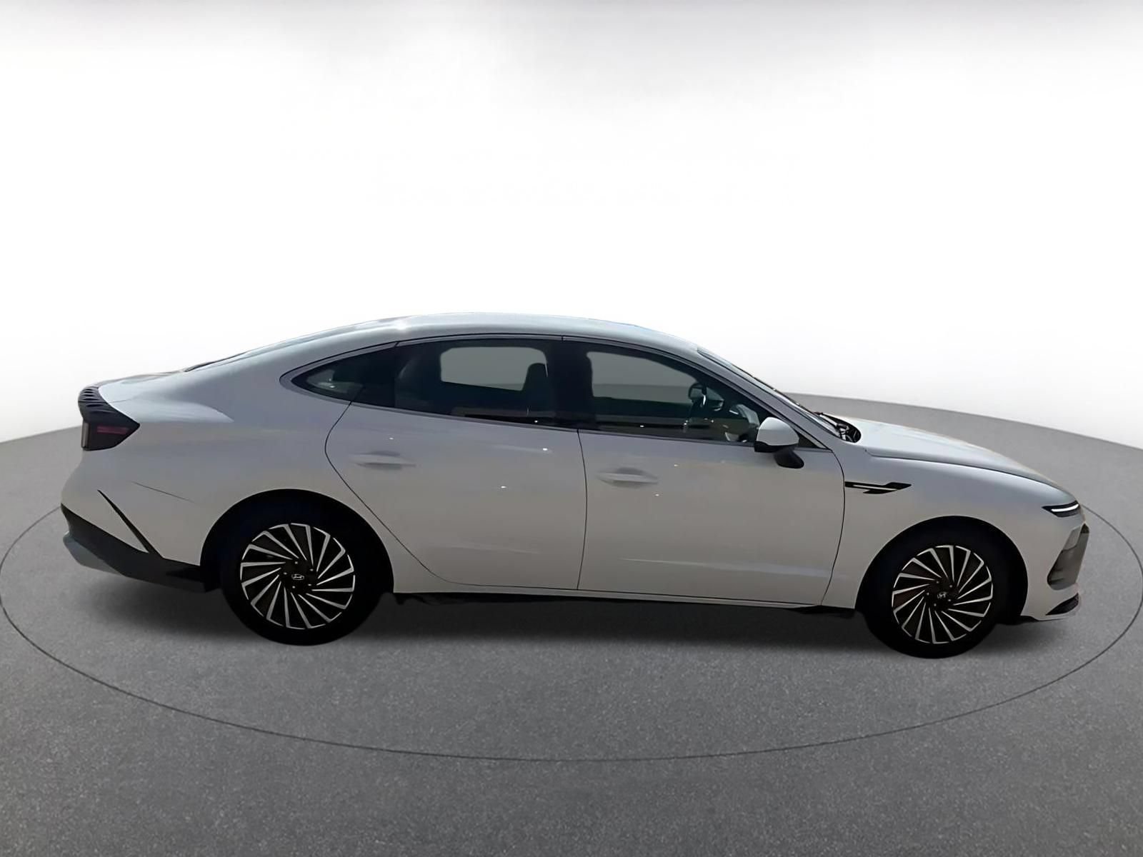 Thumbnail: 2025 Hyundai Sonata - 13