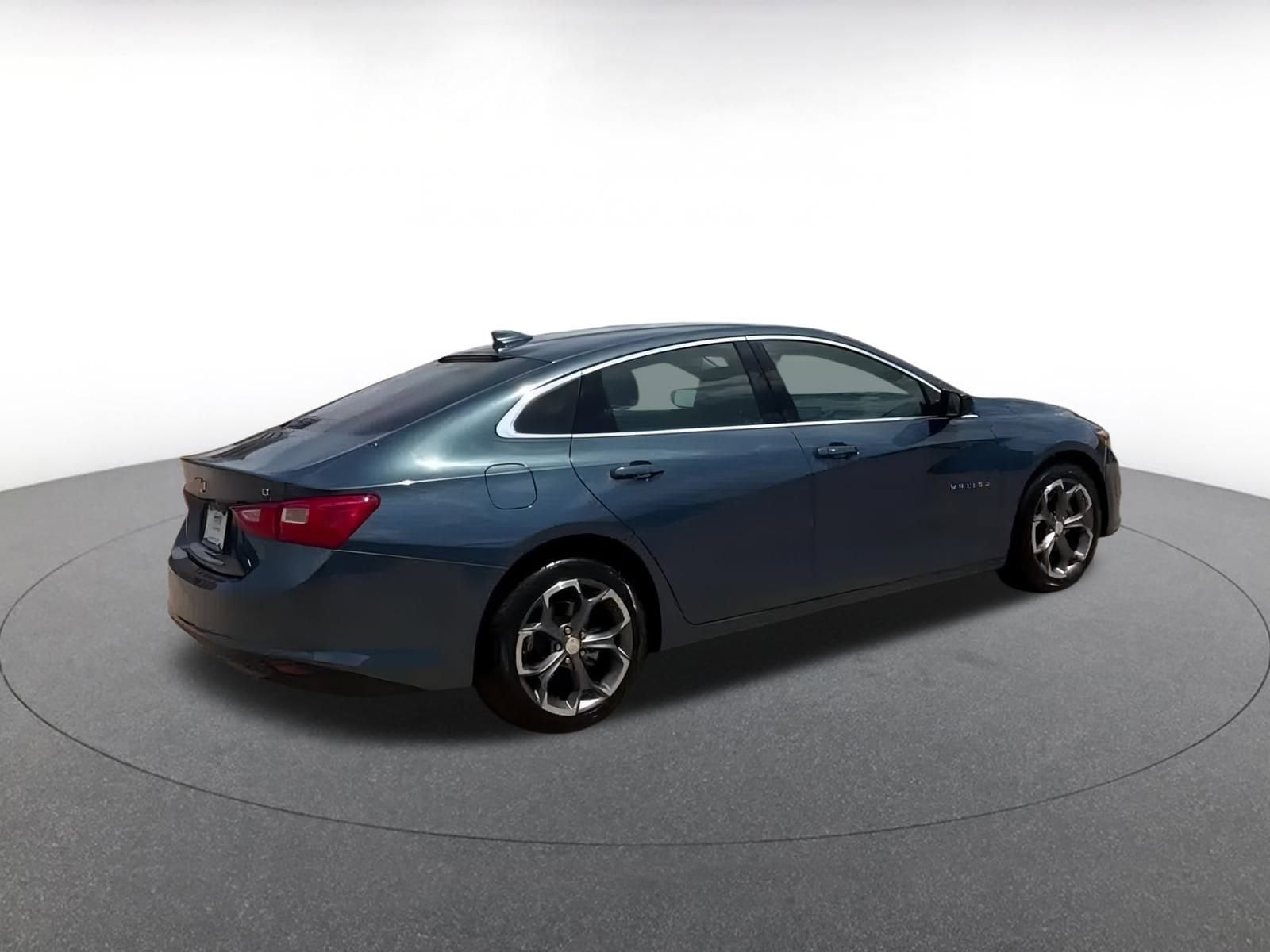 Thumbnail: 2024 Chevrolet Malibu - 15