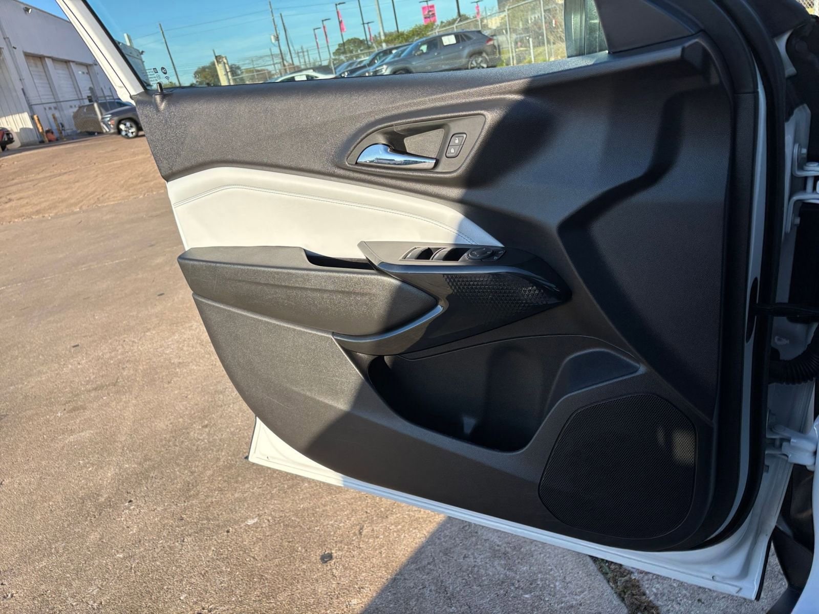 Thumbnail: 2025 Chevrolet Trax - 20