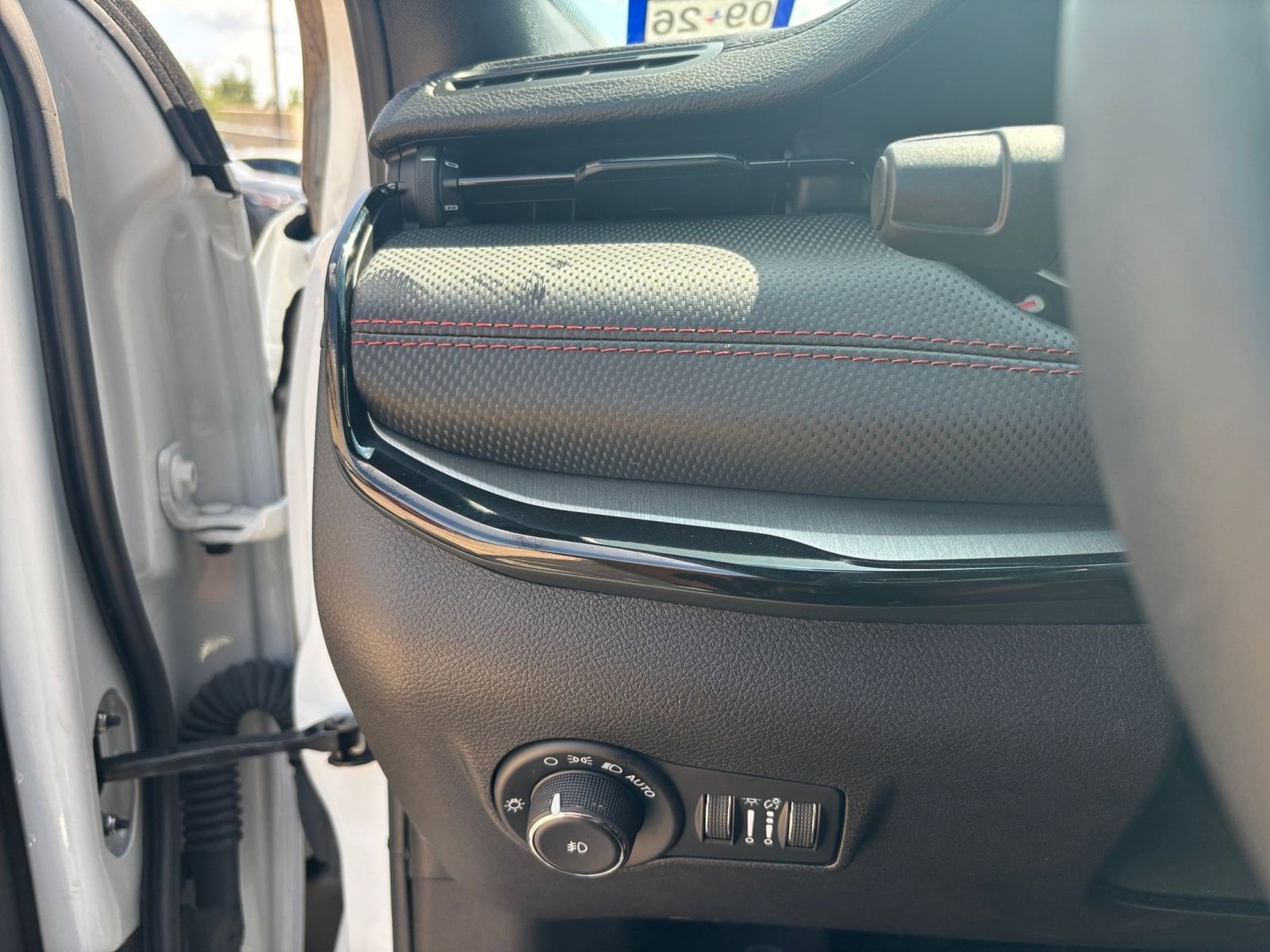 Thumbnail: 2025 Jeep Compass - 32