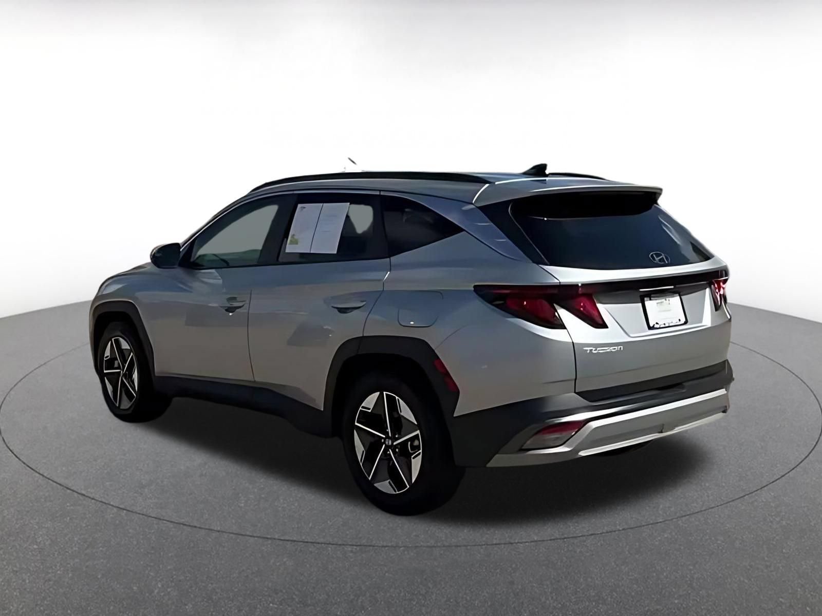 Thumbnail: 2026 Hyundai Tucson - 9