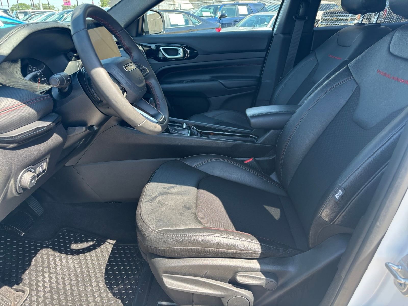 Thumbnail: 2025 Jeep Compass - 25