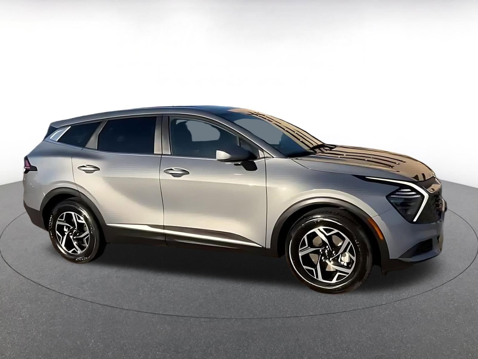 Thumbnail: 2025 Kia Sportage - 16