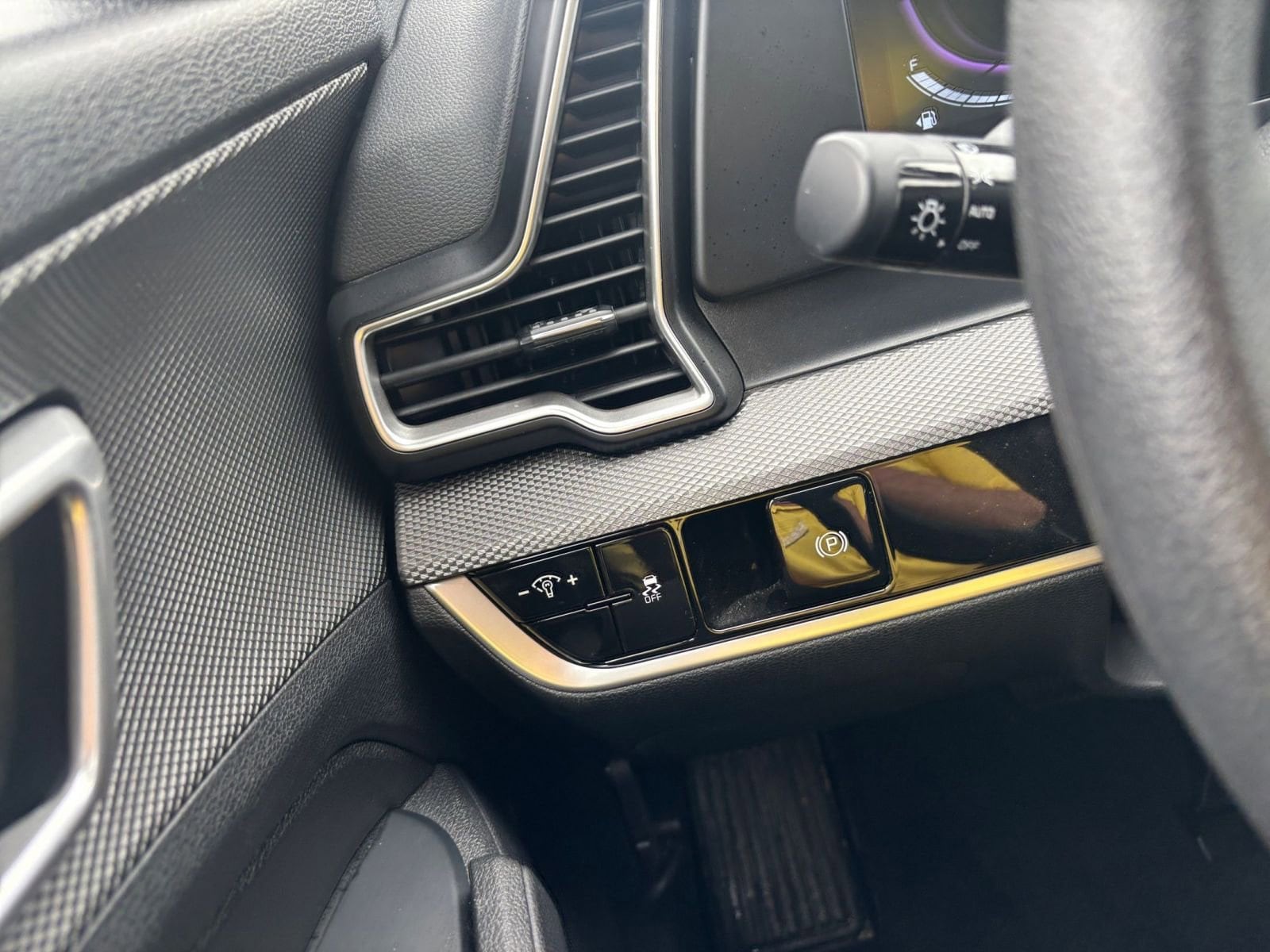 Thumbnail: 2025 Kia Sportage - 33