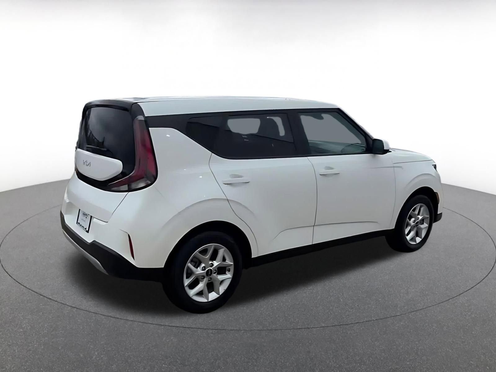 Thumbnail: 2025 Kia Soul - 15