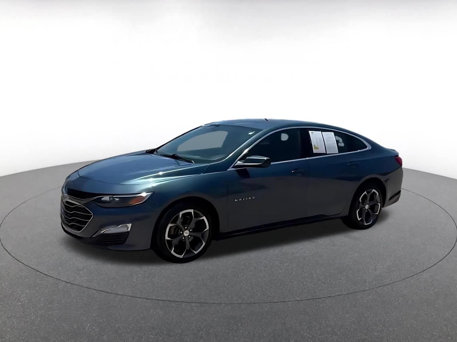 Thumbnail: 2024 Chevrolet Malibu - 8