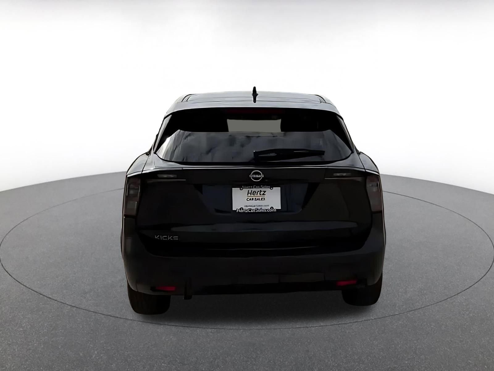 Thumbnail: 2025 Nissan Kicks - 11