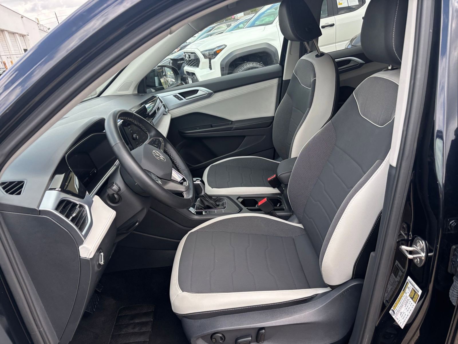 Thumbnail: 2025 Volkswagen Taos - 28