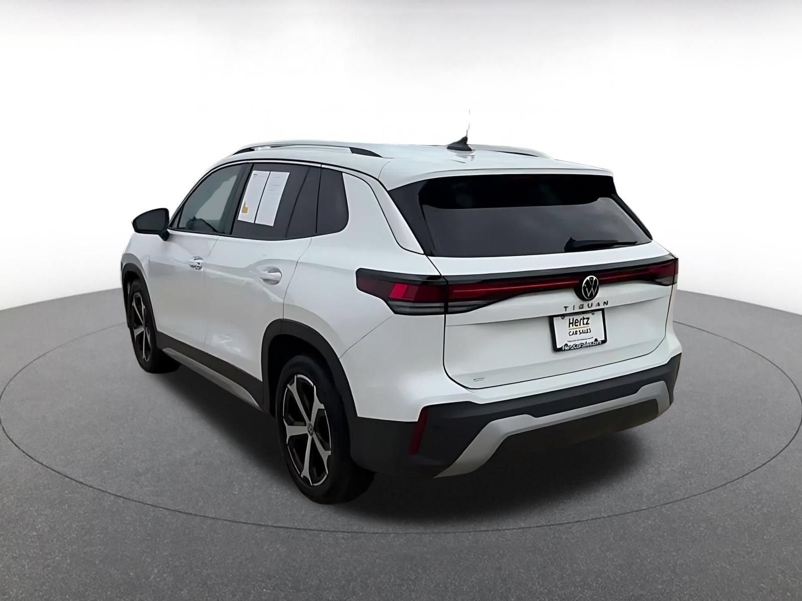 Thumbnail: 2026 Volkswagen Tiguan - 10