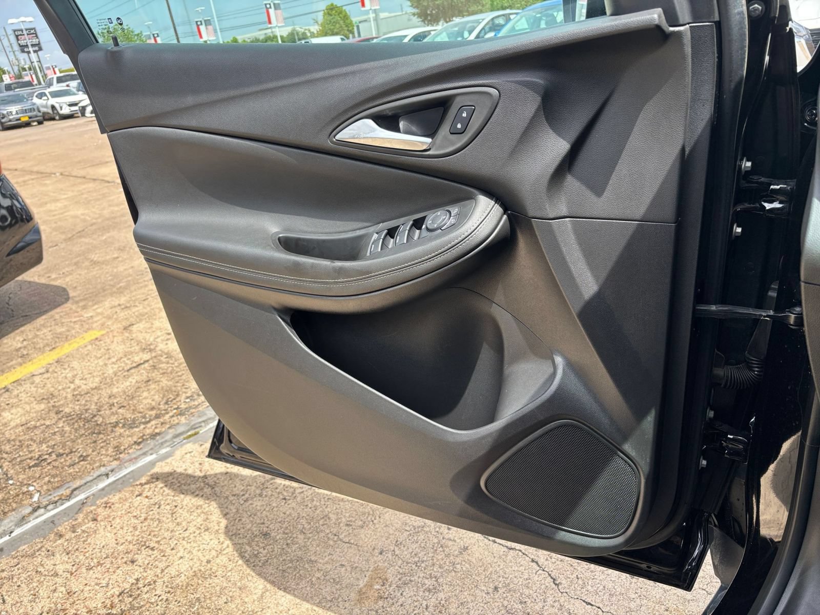 Thumbnail: 2025 Buick Encore GX - 18