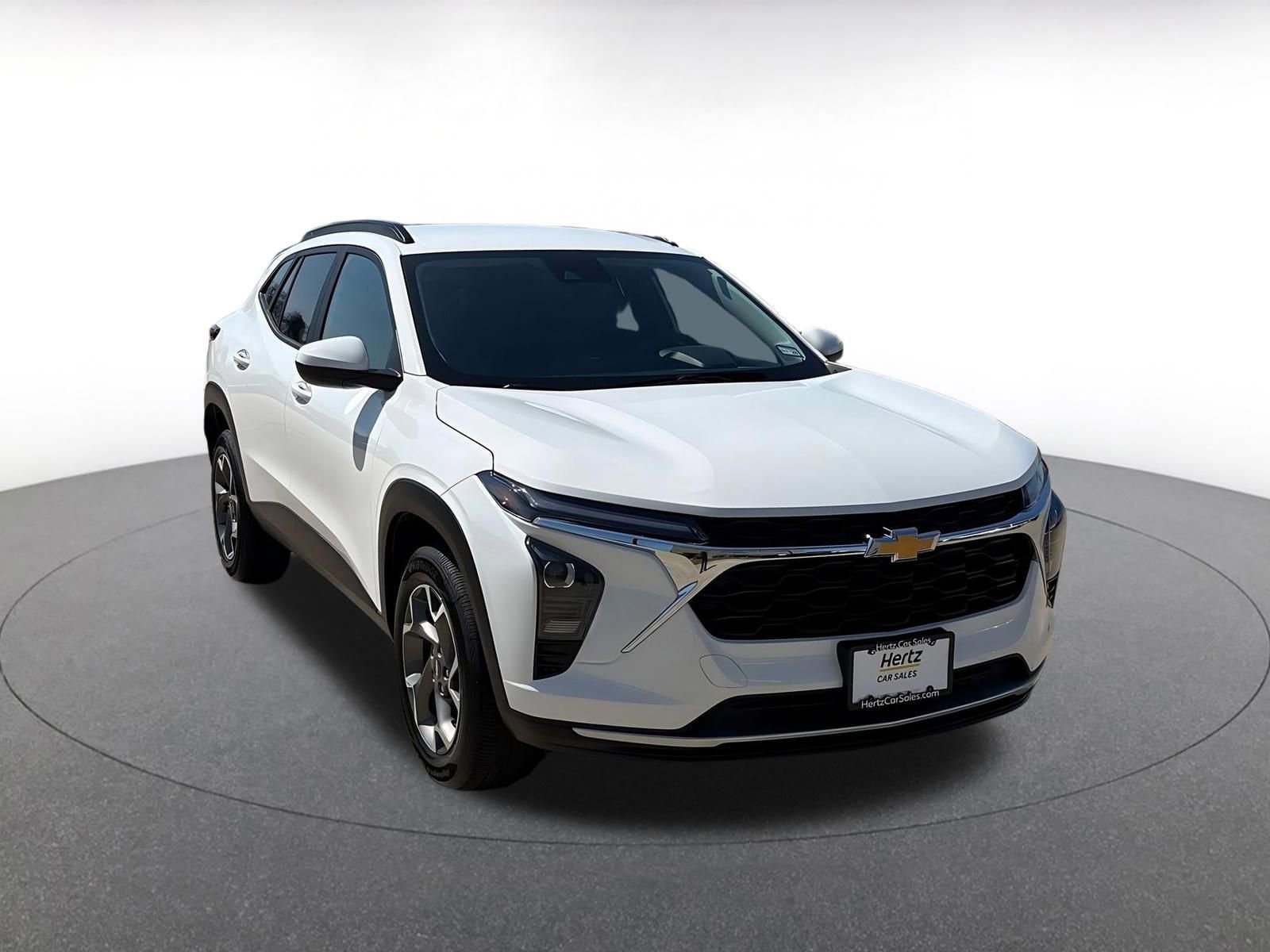 Thumbnail: 2025 Chevrolet Trax - 1