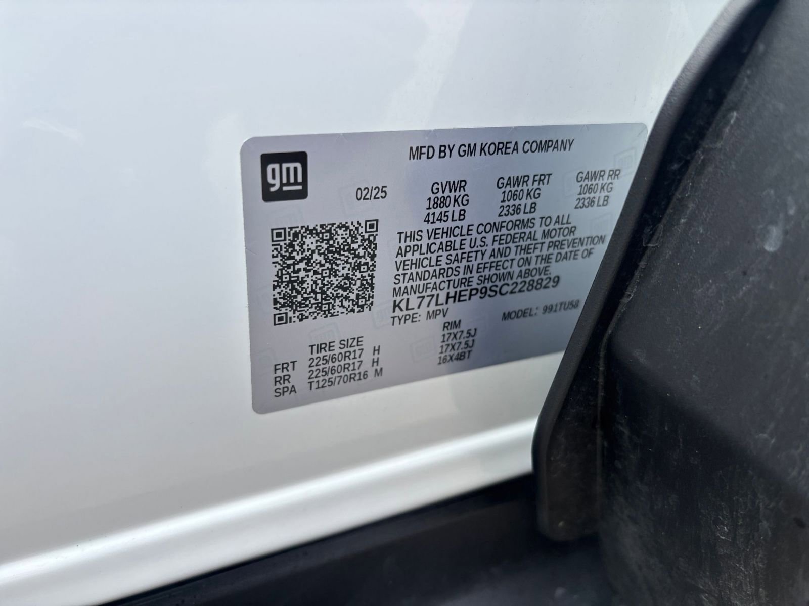 Thumbnail: 2025 Chevrolet Trax - 28