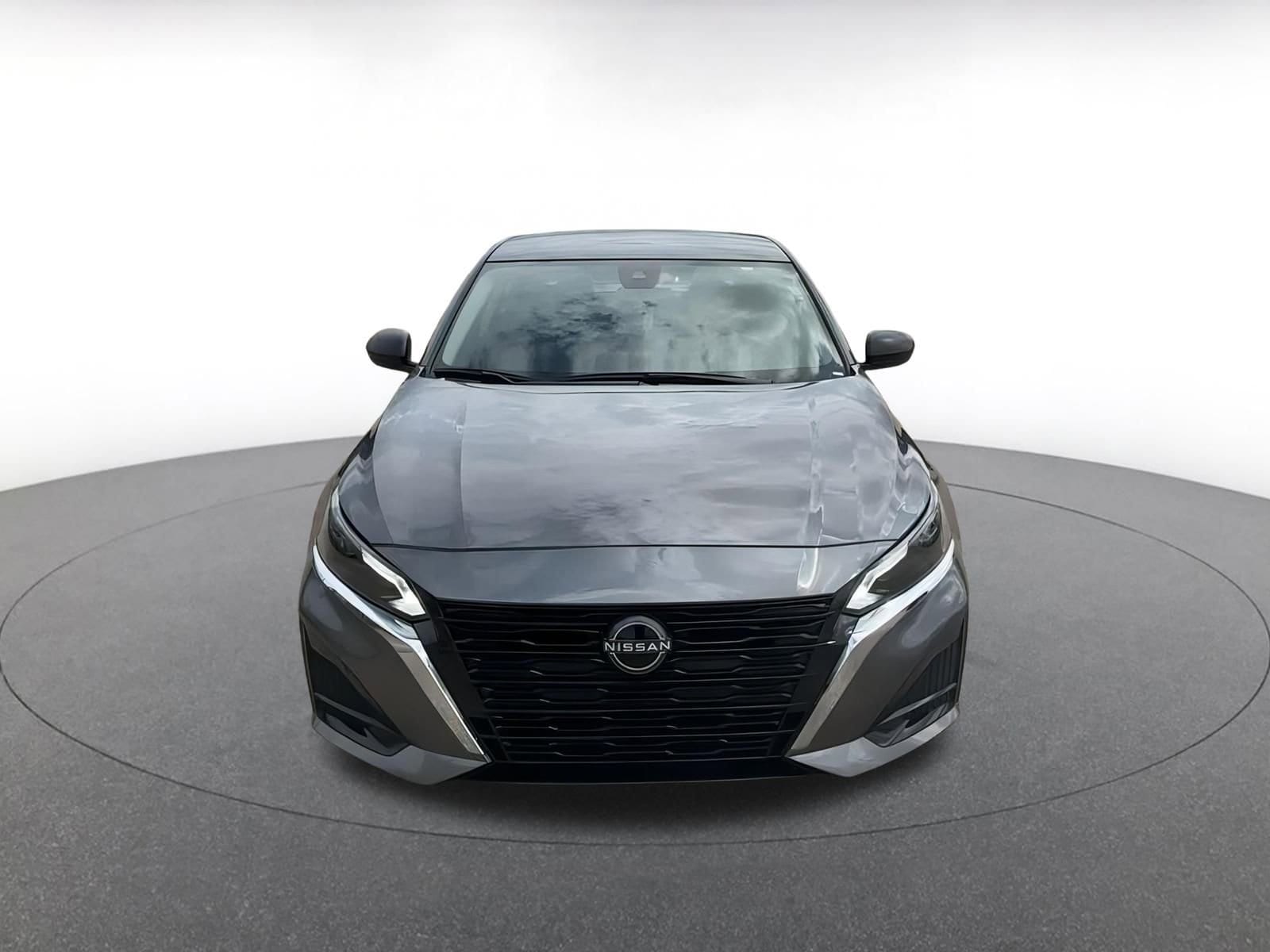 Thumbnail: 2024 Nissan Altima - 4