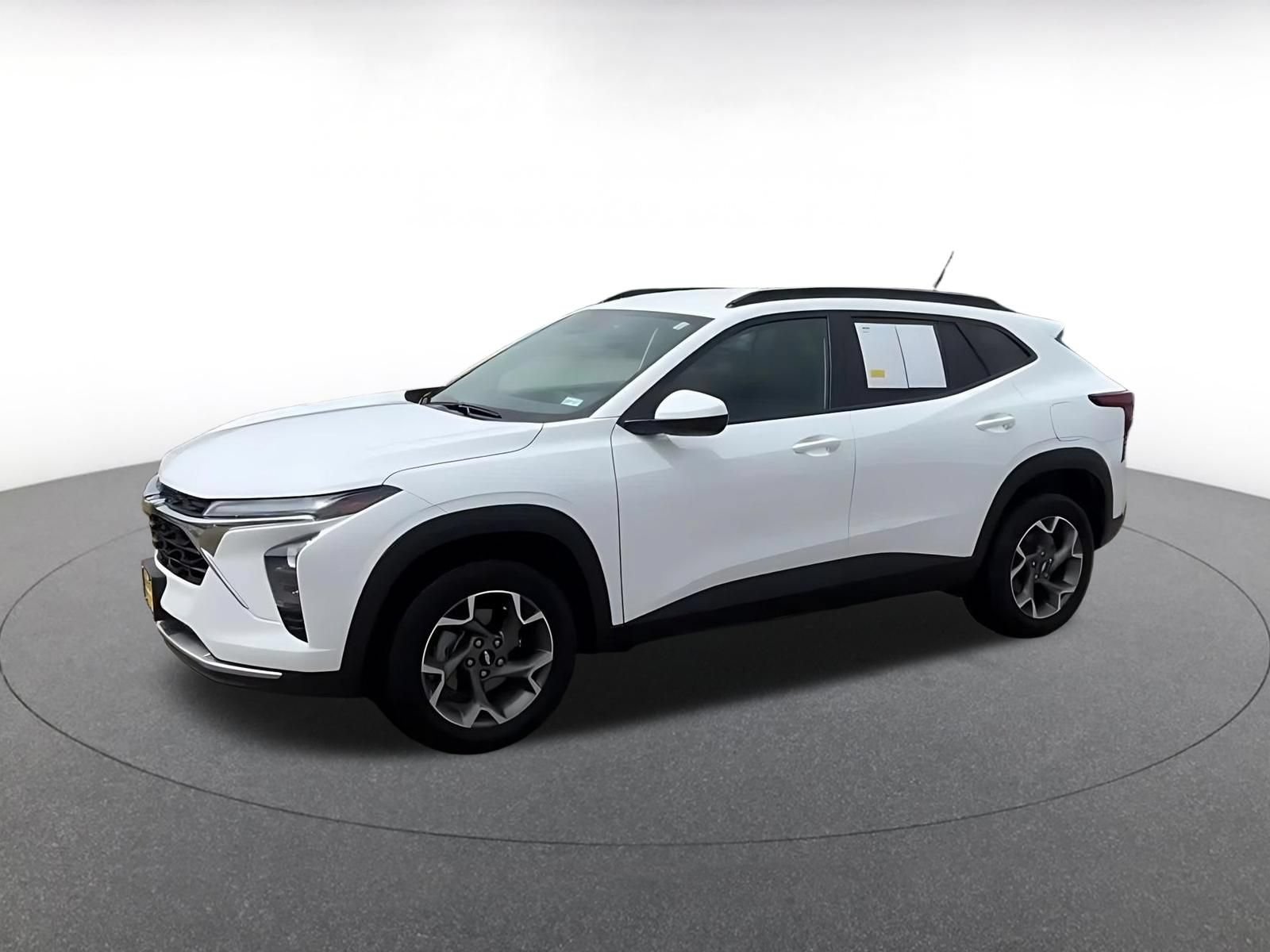 Thumbnail: 2025 Chevrolet Trax - 9