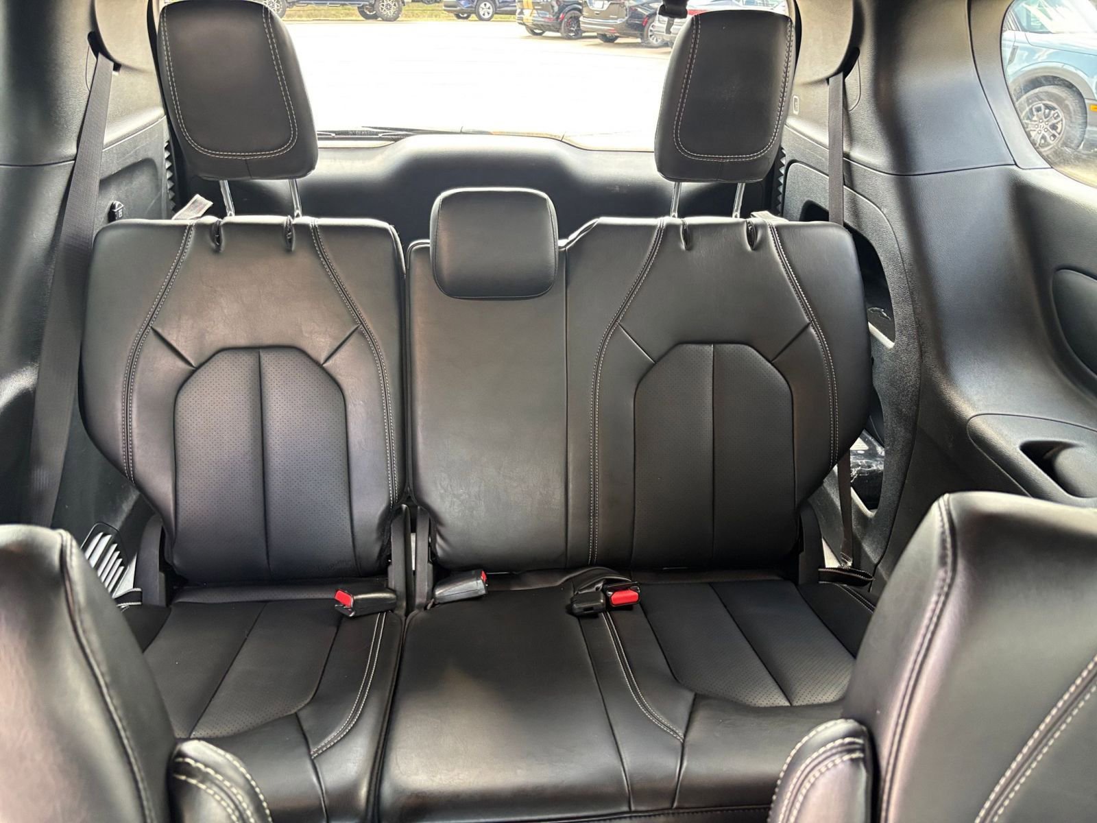 Thumbnail: 2025 Chrysler Pacifica - 31