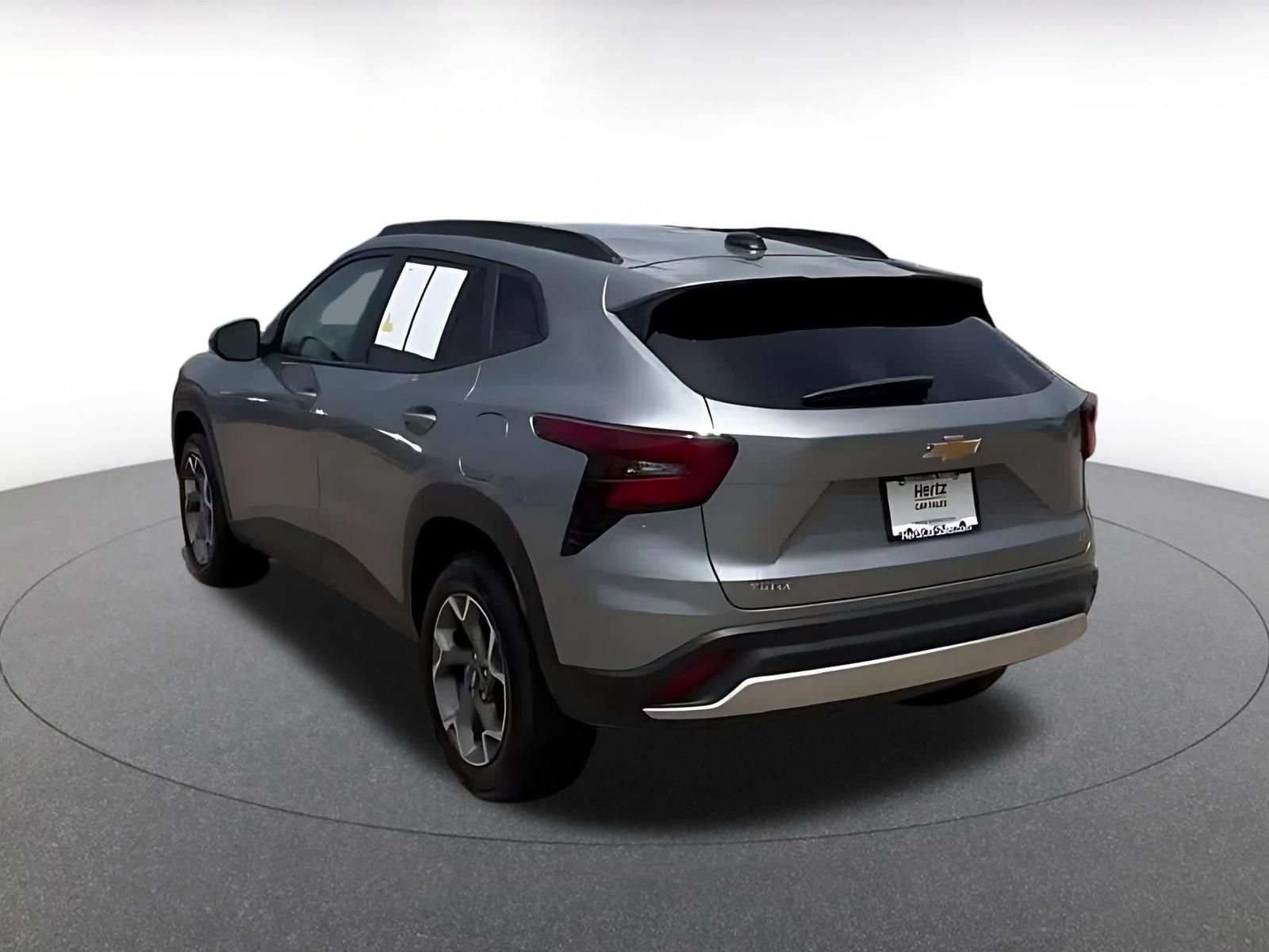 Thumbnail: 2025 Chevrolet Trax - 9