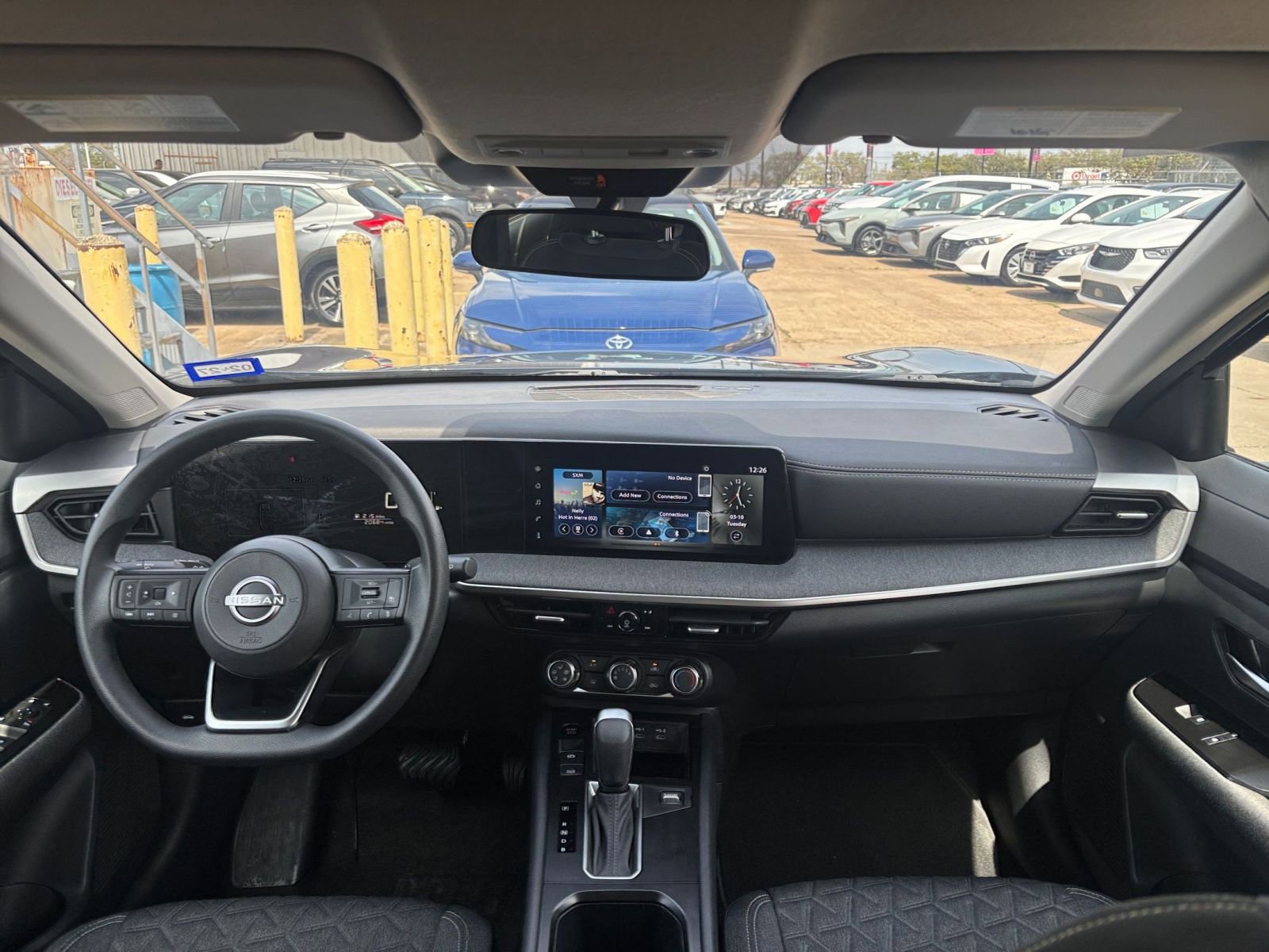 Thumbnail: 2025 Nissan Kicks - 31