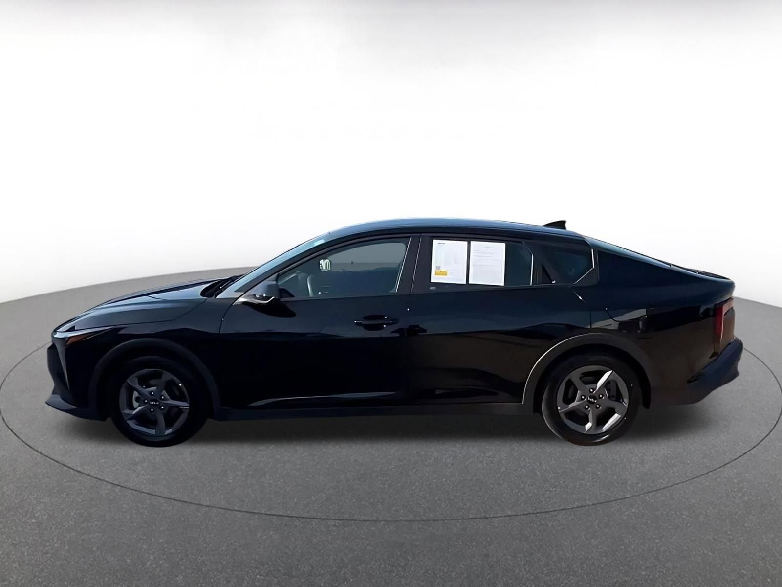 Thumbnail: 2025 Kia K4 - 9