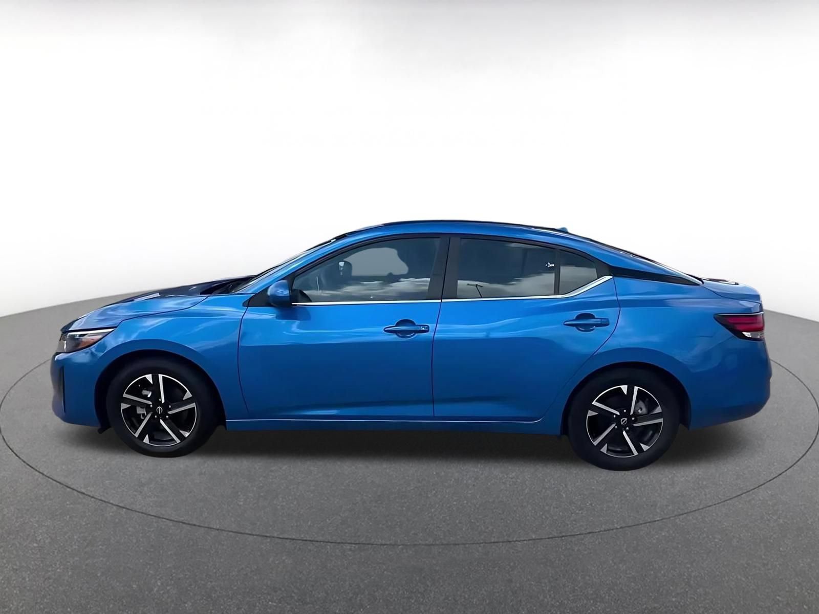 Thumbnail: 2025 Nissan Sentra - 9