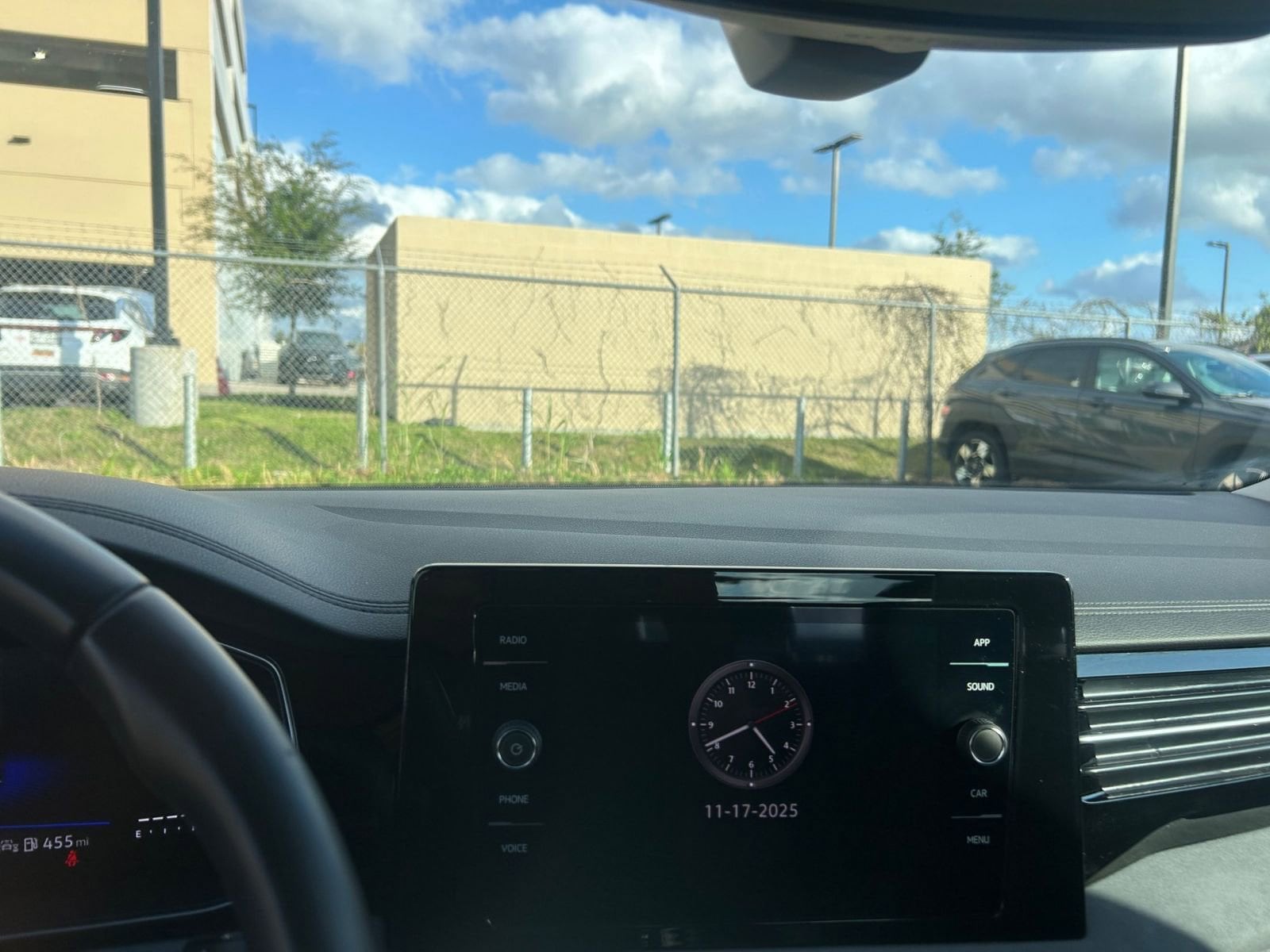 Thumbnail: 2025 Volkswagen Jetta - 18