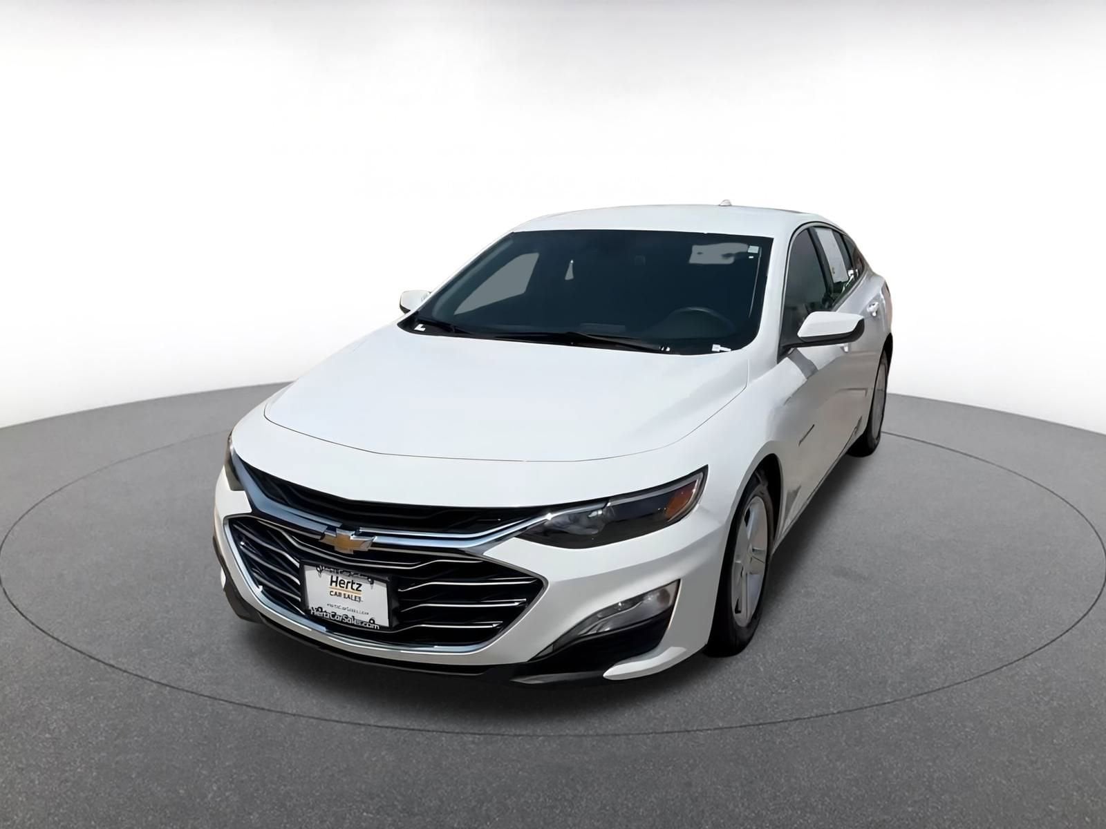 Thumbnail: 2024 Chevrolet Malibu - 4