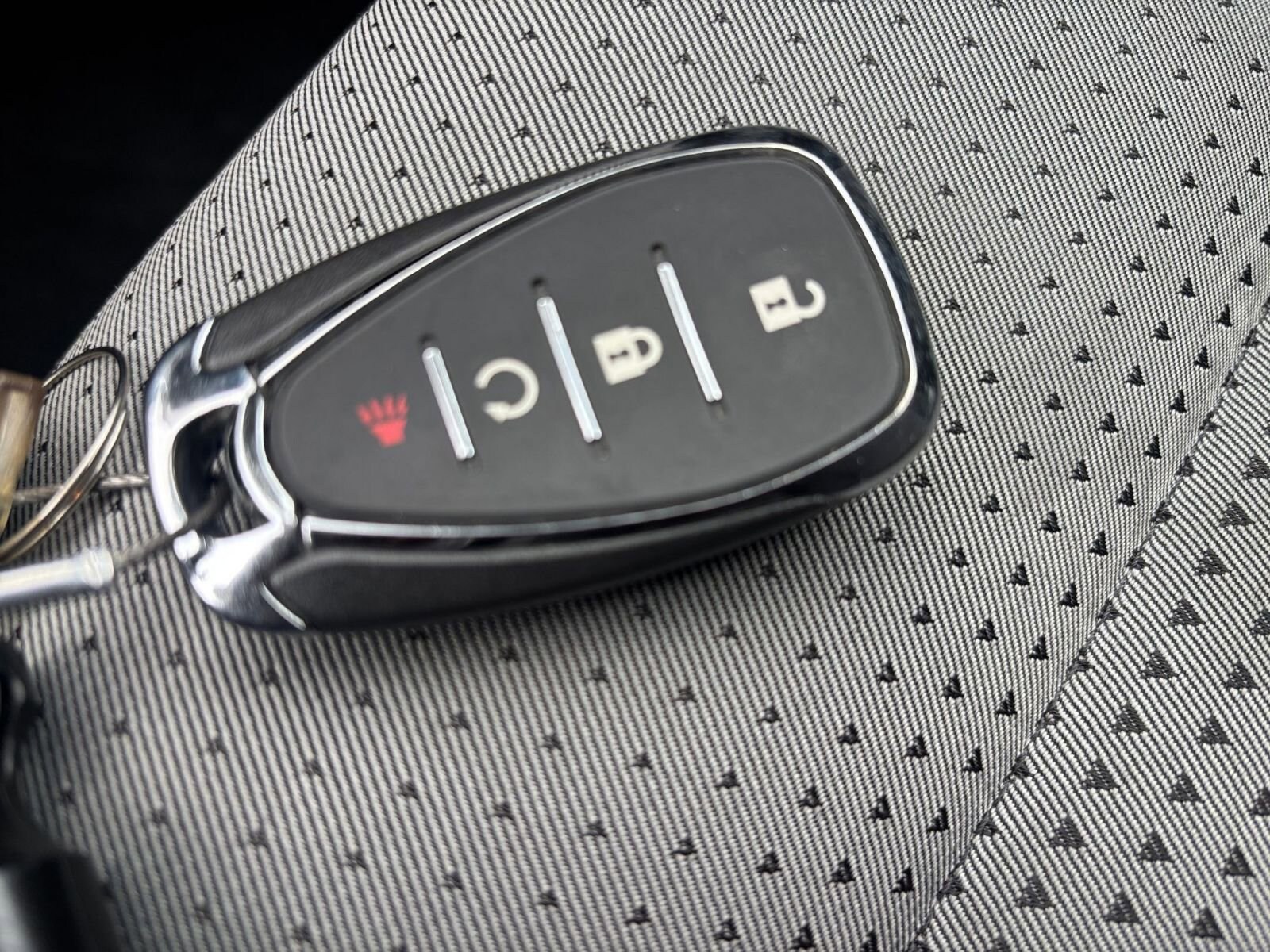 Thumbnail: 2025 Chevrolet Trax - 22