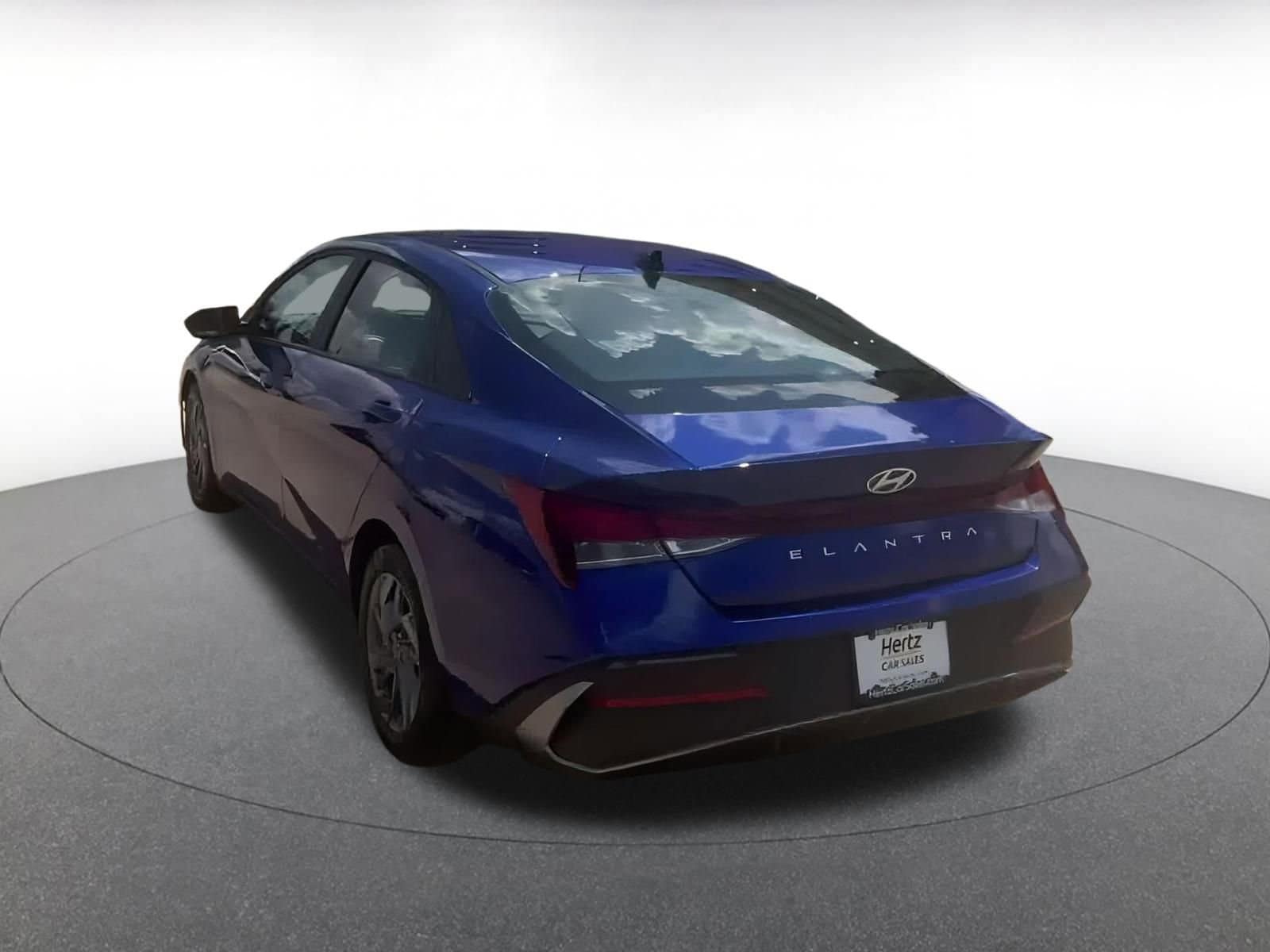 Thumbnail: 2024 Hyundai Elantra - 8