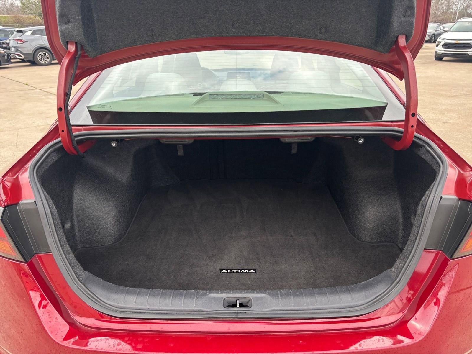 Thumbnail: 2025 Nissan Altima - 31