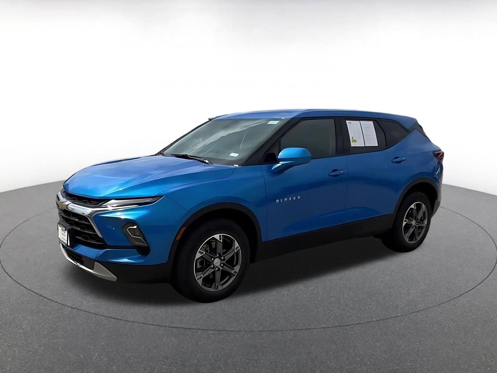Thumbnail: 2025 Chevrolet Blazer - 8