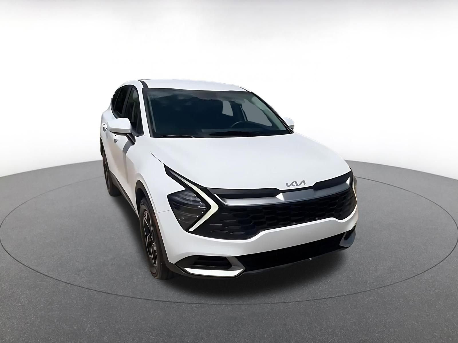 Thumbnail: 2025 Kia Sportage - 3