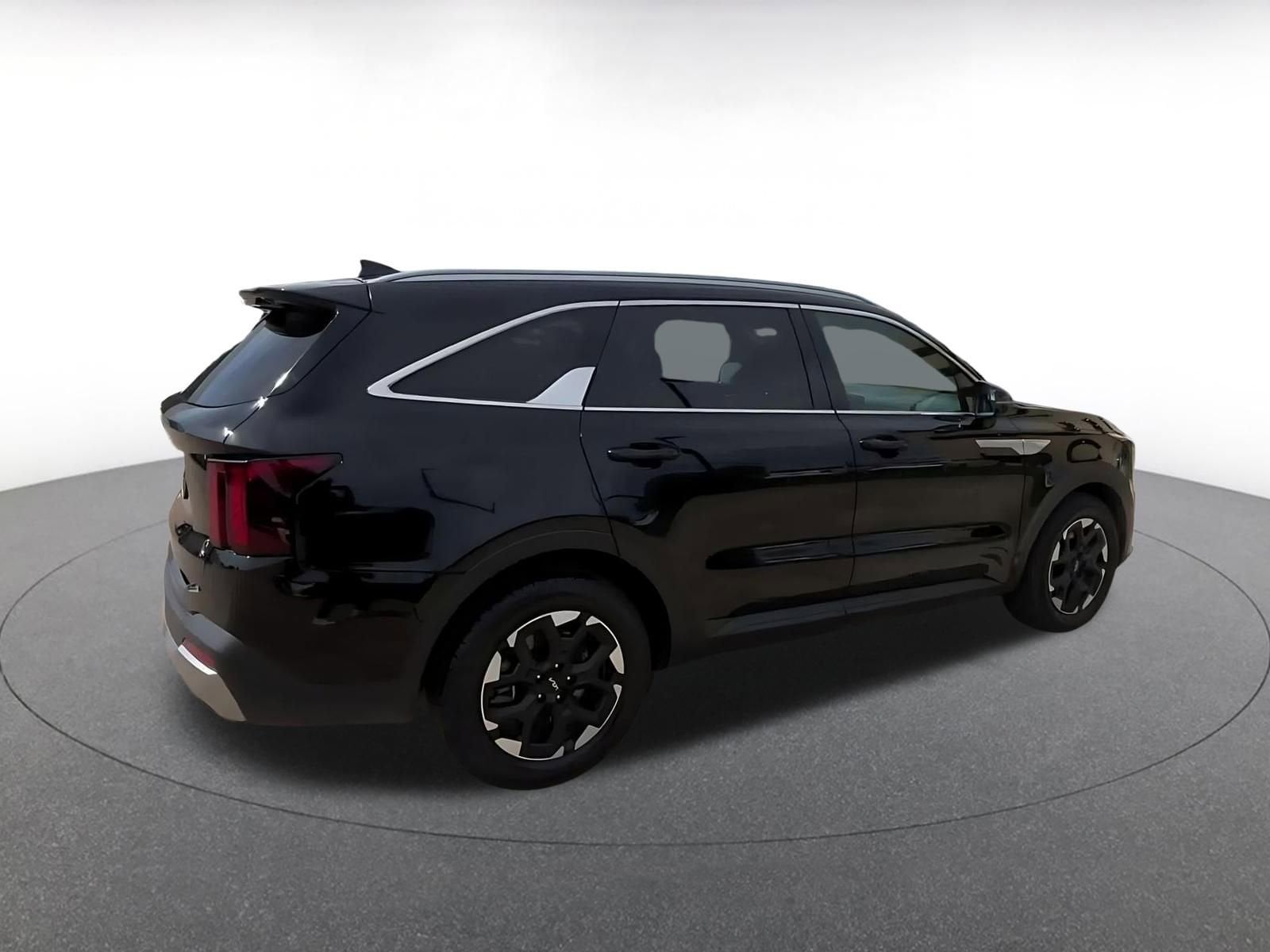 Thumbnail: 2024 Kia Sorento - 15