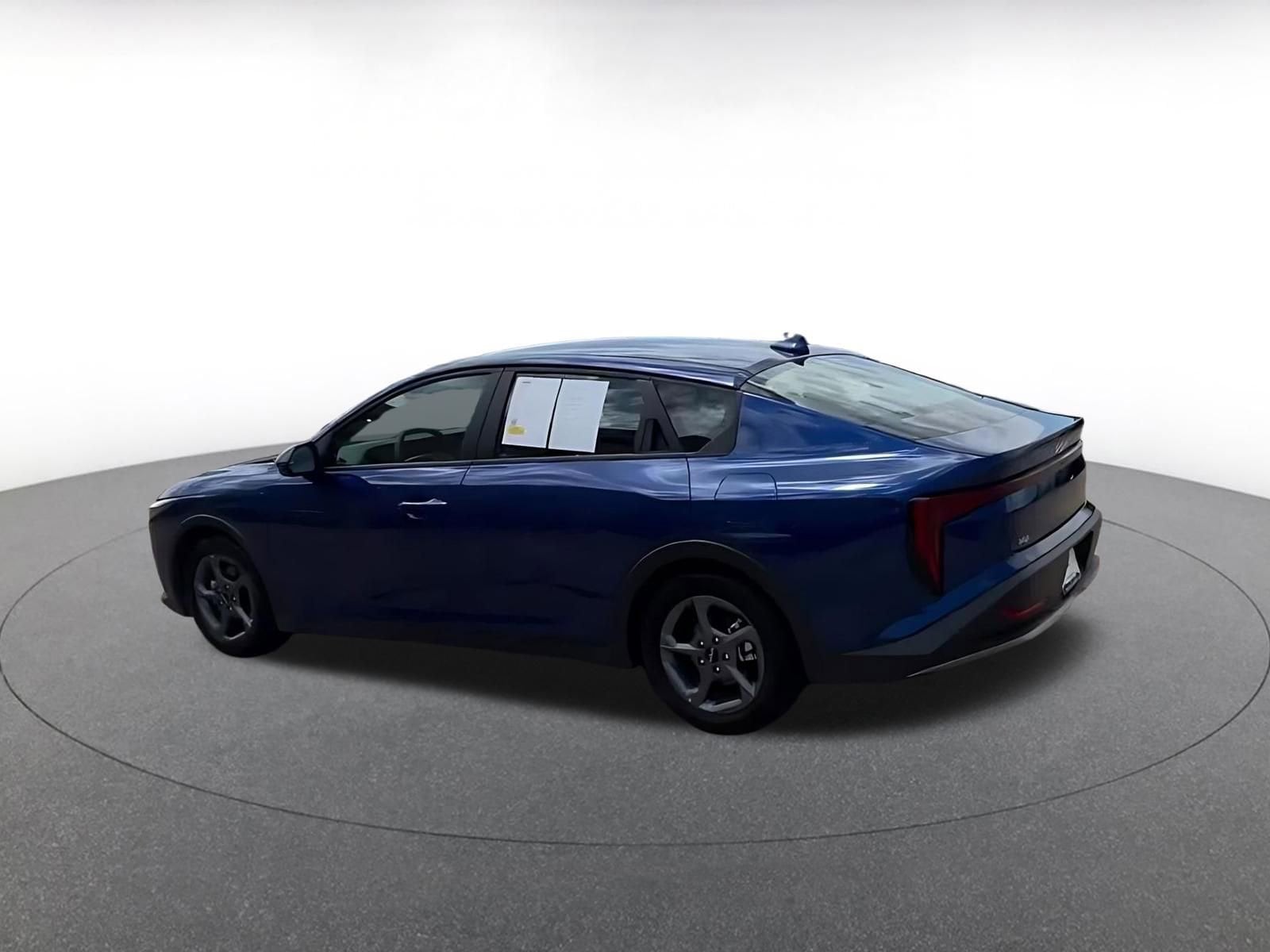 Thumbnail: 2025 Kia K4 - 9