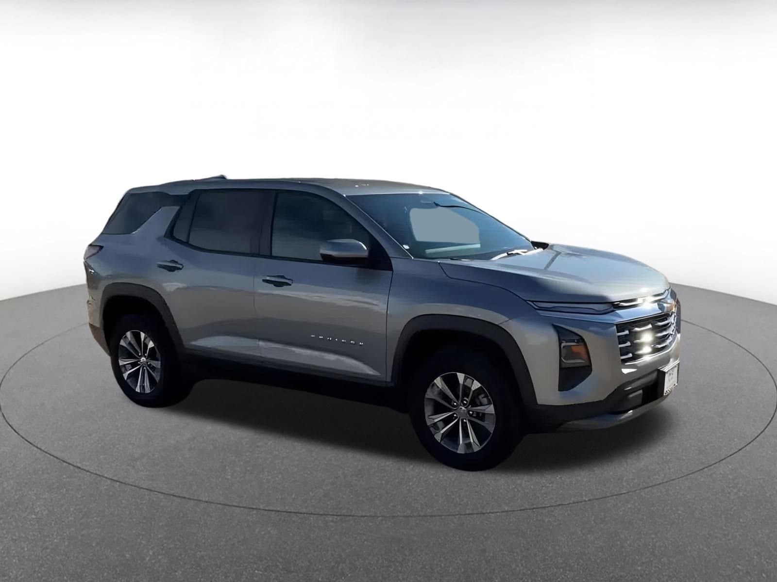 Thumbnail: 2025 Chevrolet Equinox - 2