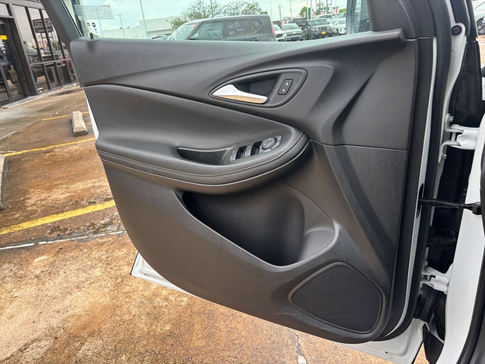 Thumbnail: 2025 Buick Encore GX - 18