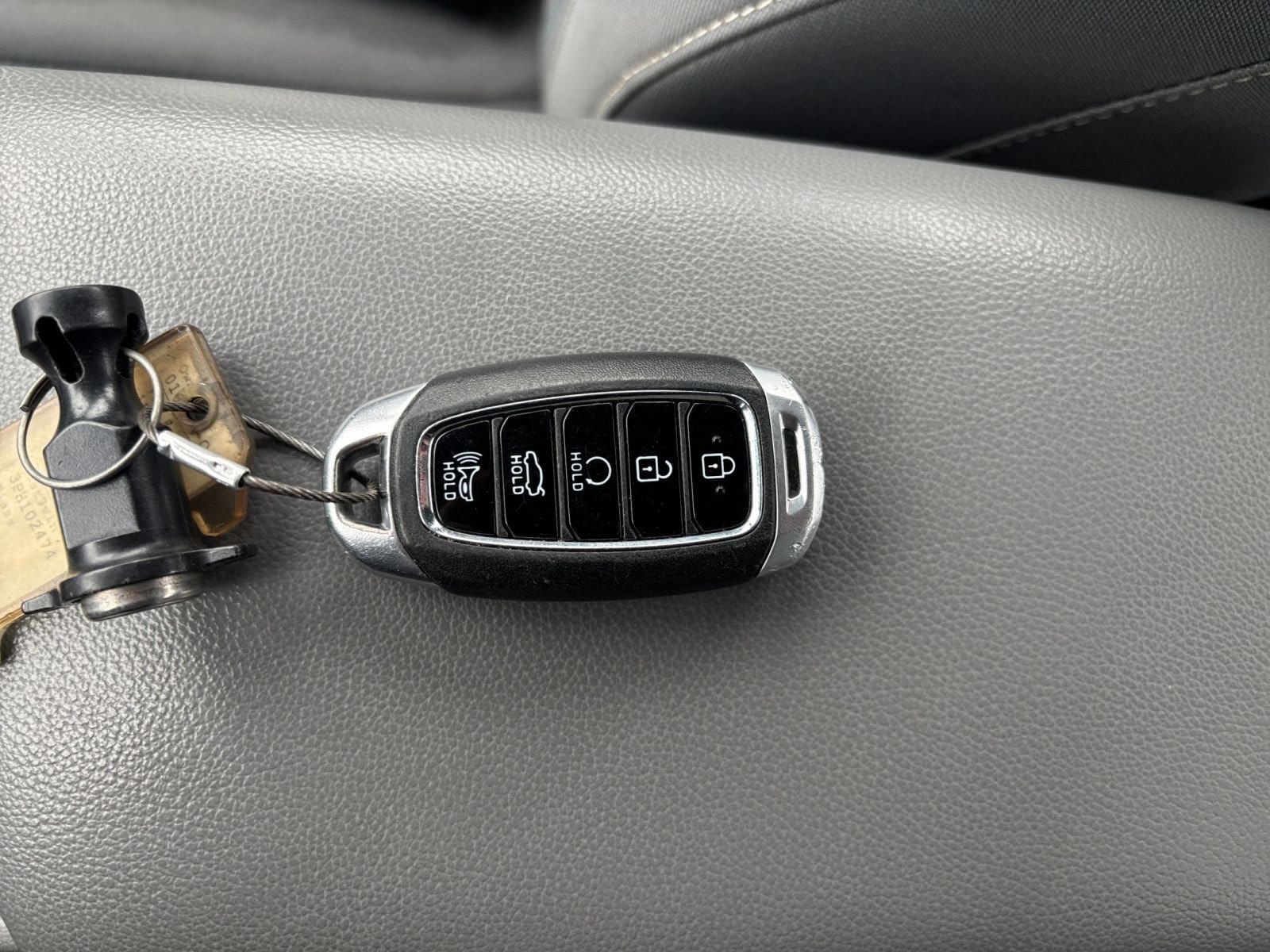 Thumbnail: 2023 Hyundai Elantra - 21