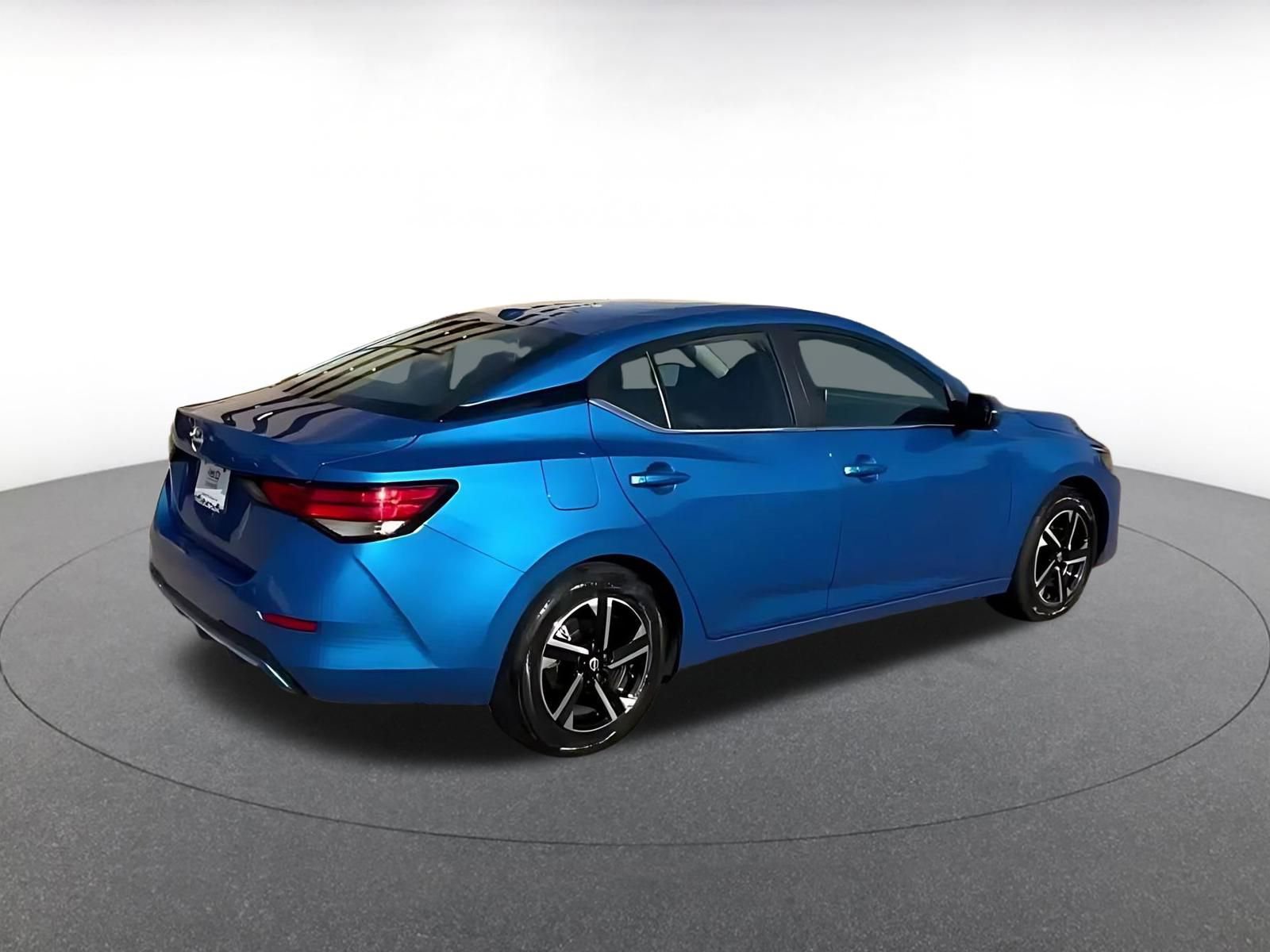 Thumbnail: 2025 Nissan Sentra - 14