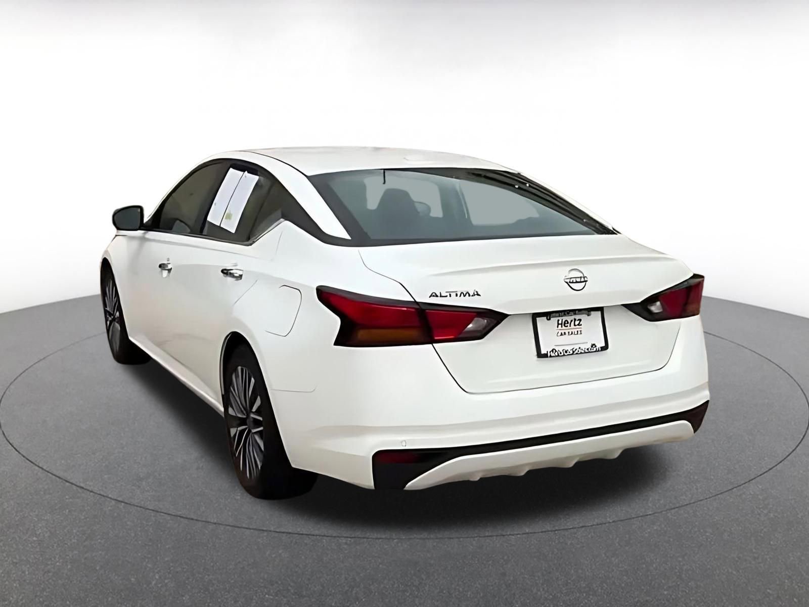 Thumbnail: 2025 Nissan Altima - 11