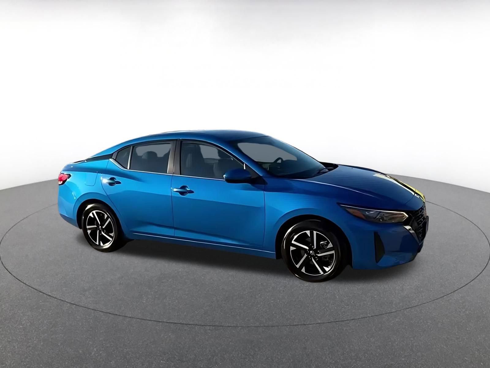 Thumbnail: 2025 Nissan Sentra - 2