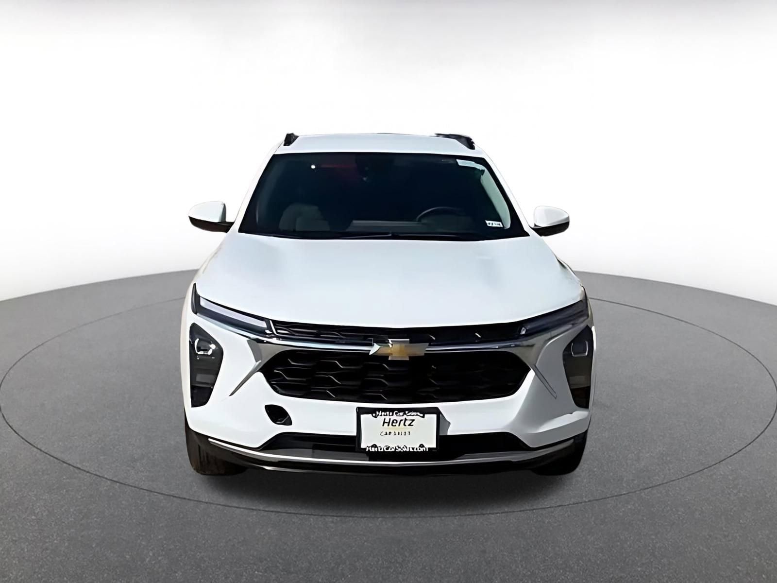 Thumbnail: 2025 Chevrolet Trax - 4