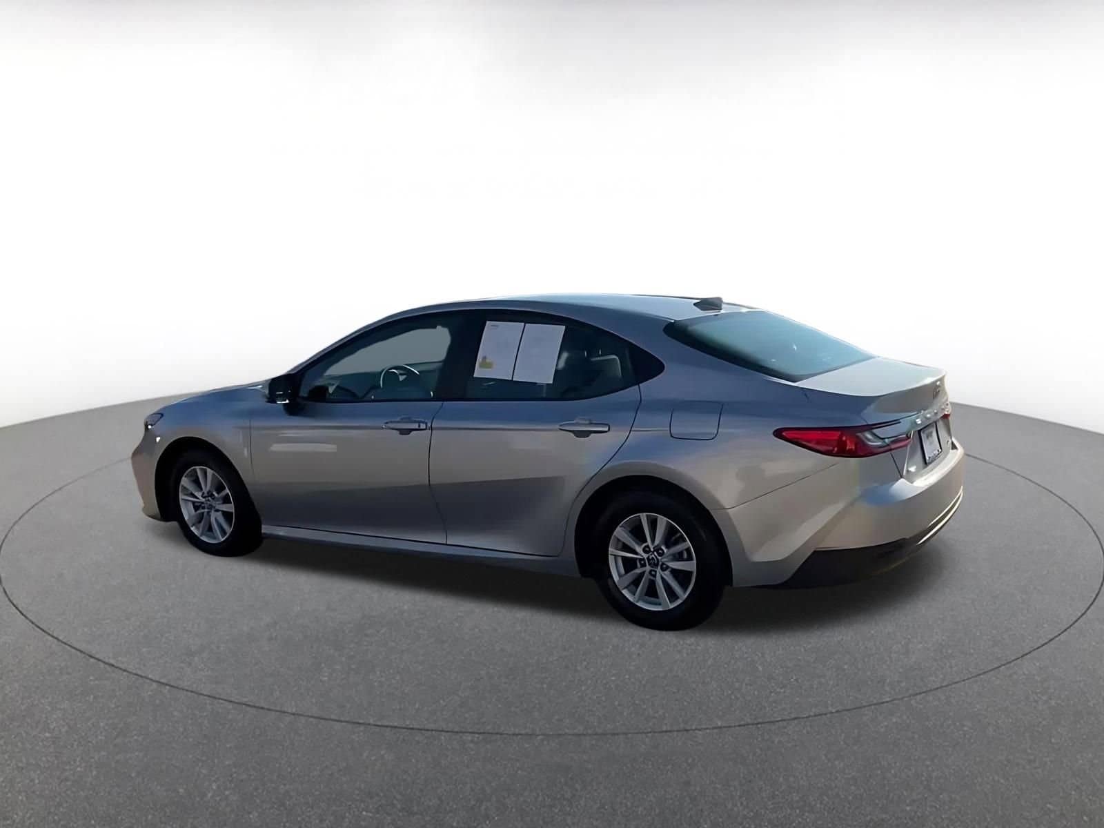 Thumbnail: 2025 Toyota Camry - 12