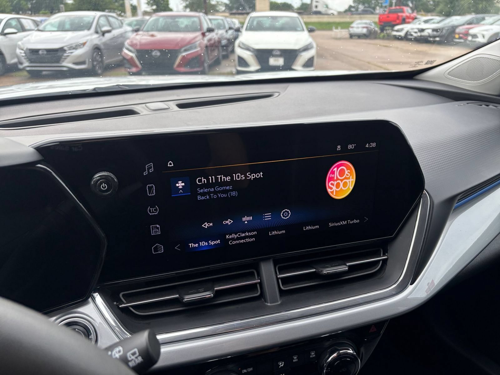Thumbnail: 2025 Chevrolet Trax - 20