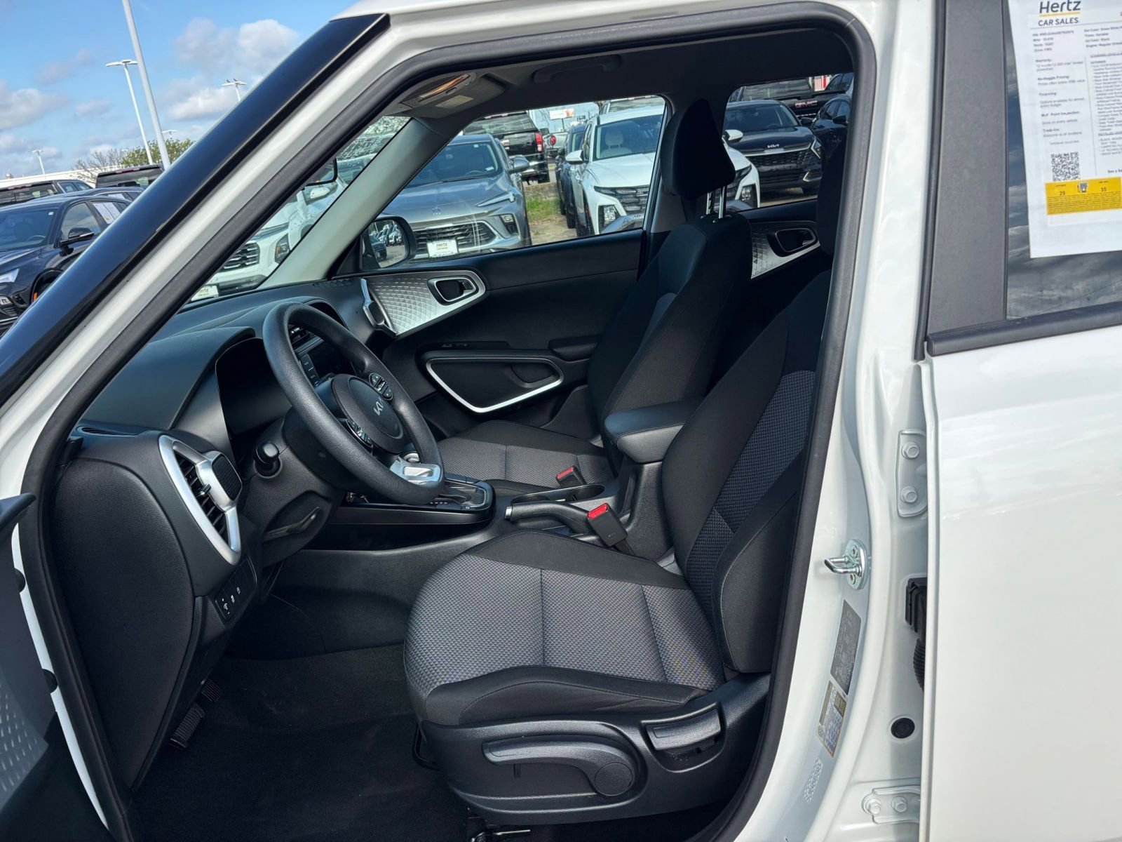Thumbnail: 2025 Kia Soul - 24