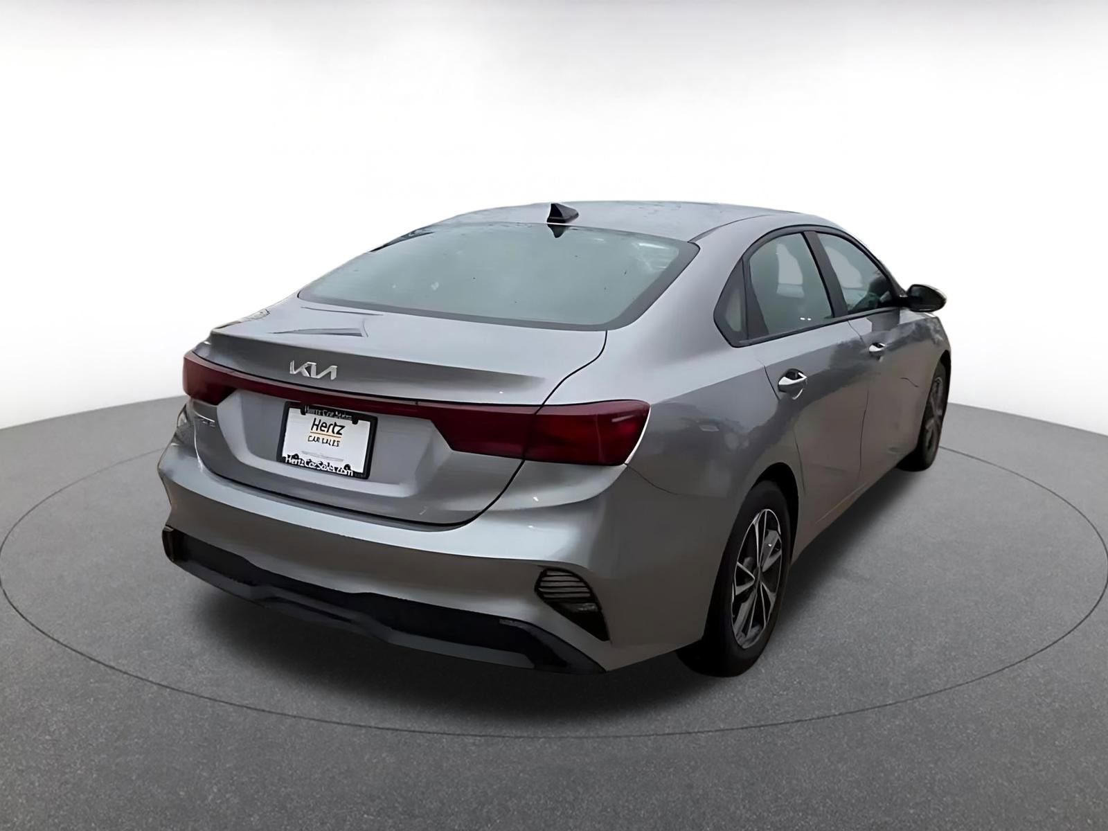 Thumbnail: 2023 Kia Forte - 14