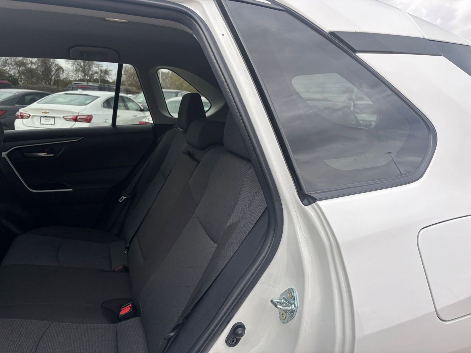 Thumbnail: 2025 Toyota RAV4 - 23