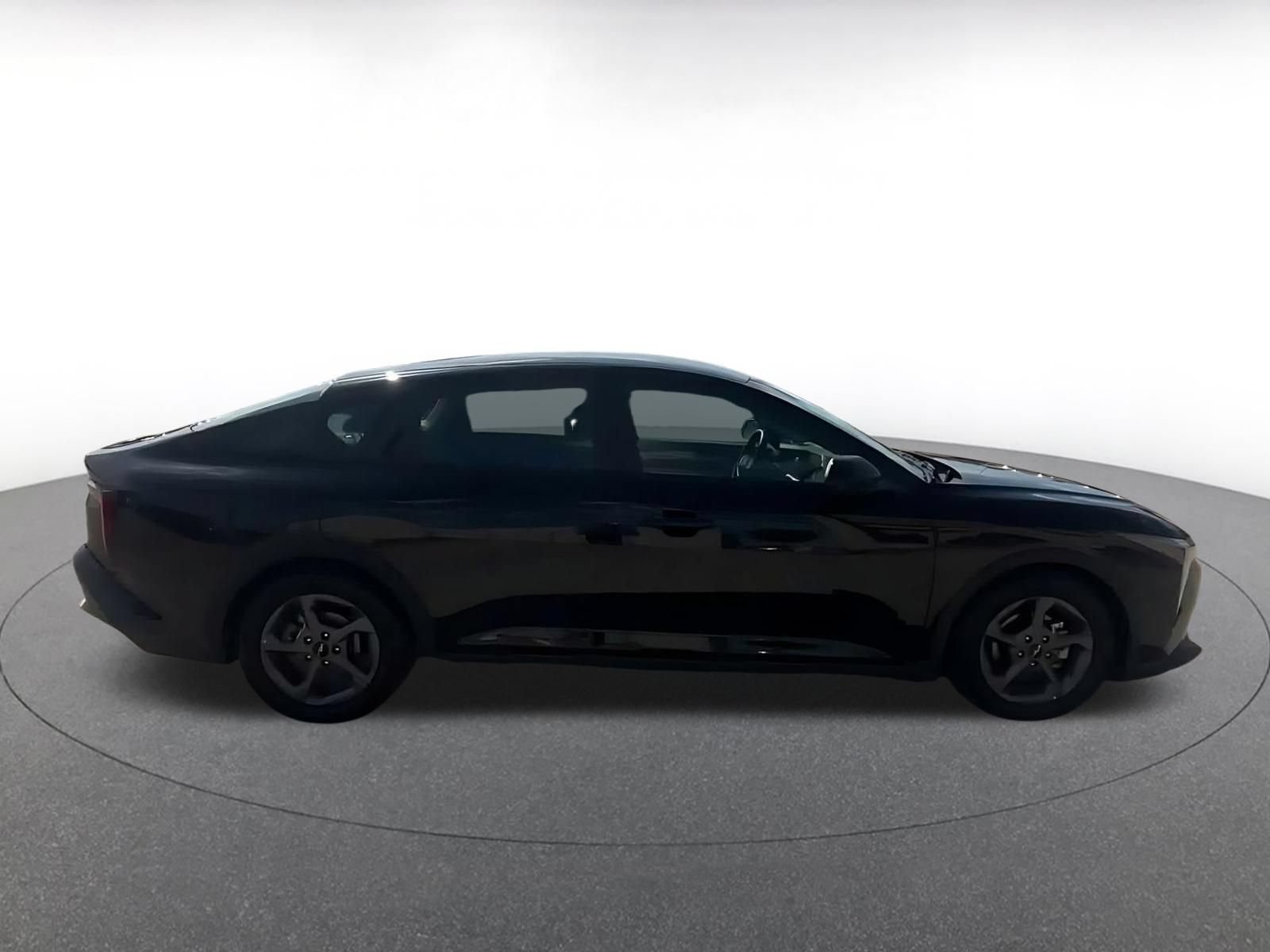 Thumbnail: 2025 Kia K4 - 13