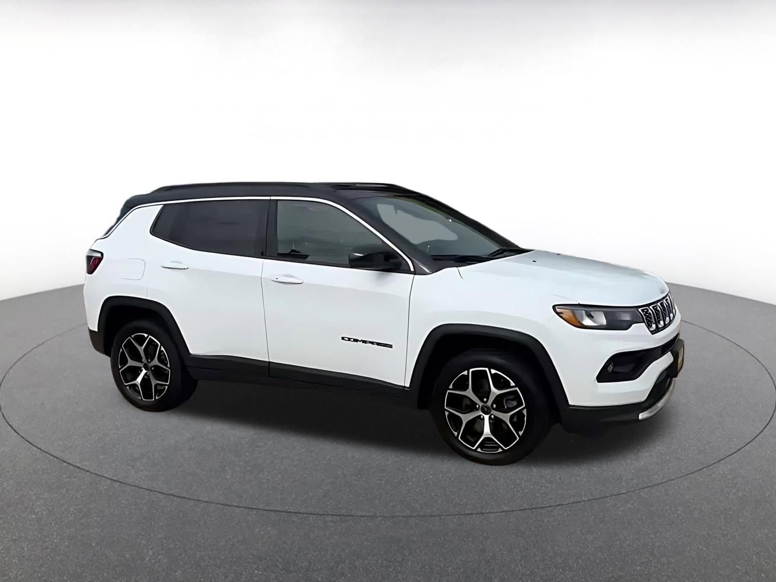 Thumbnail: 2025 Jeep Compass - 2