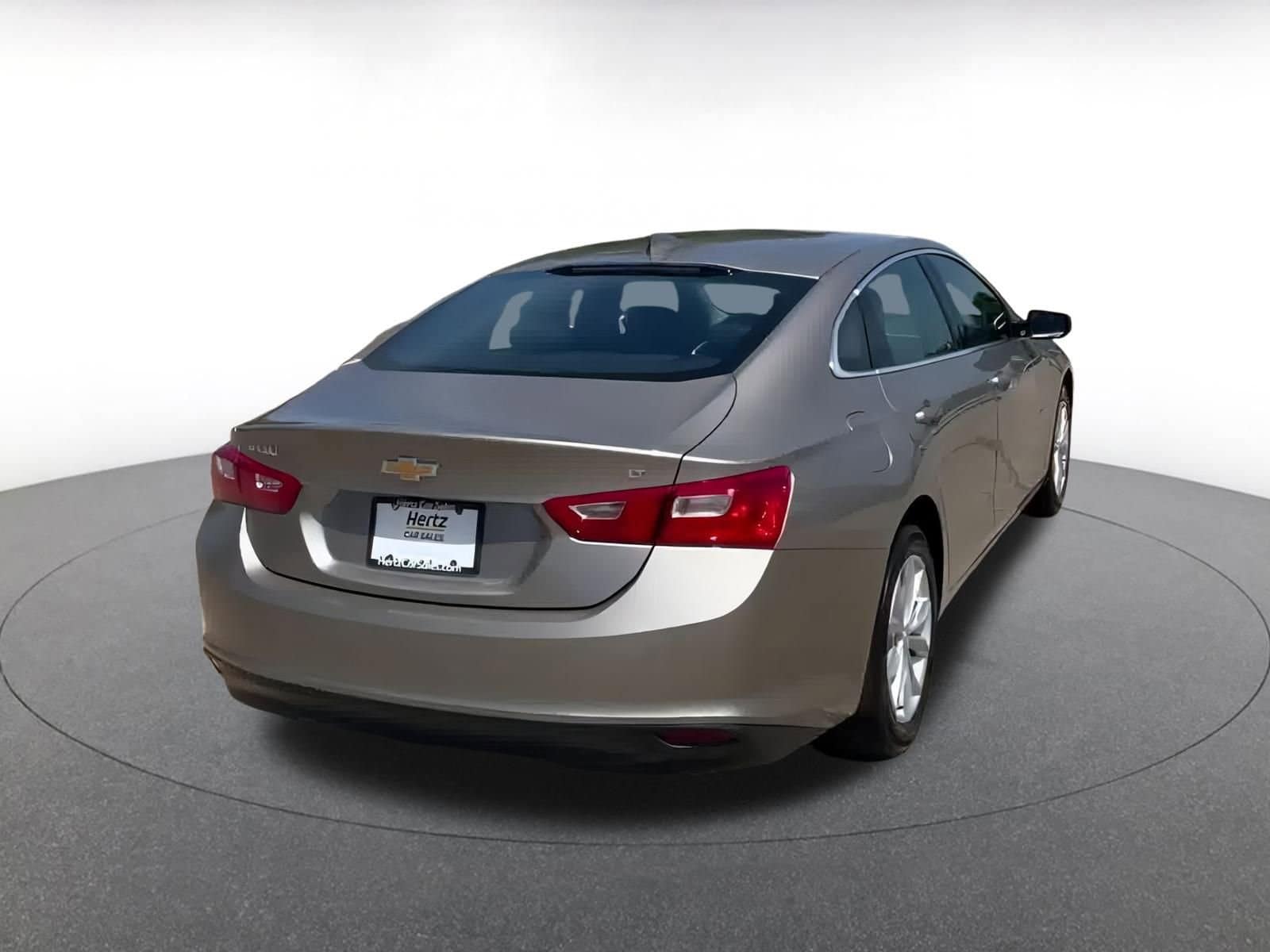 Thumbnail: 2024 Chevrolet Malibu - 15