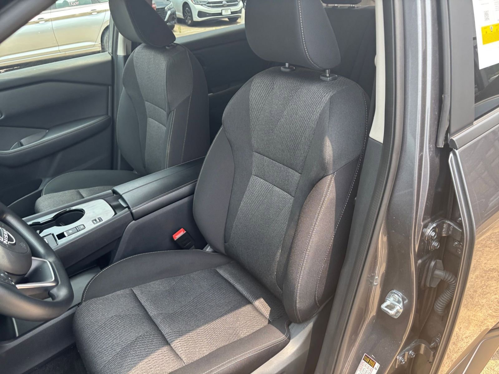 2024 Nissan Rogue SV 31
