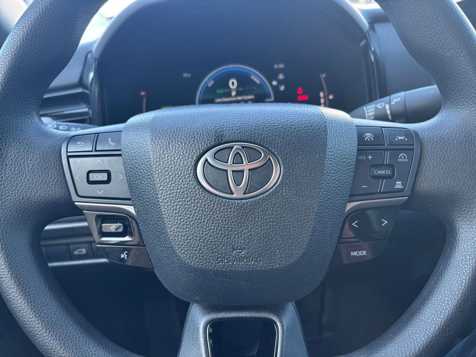 Thumbnail: 2025 Toyota Camry - 27