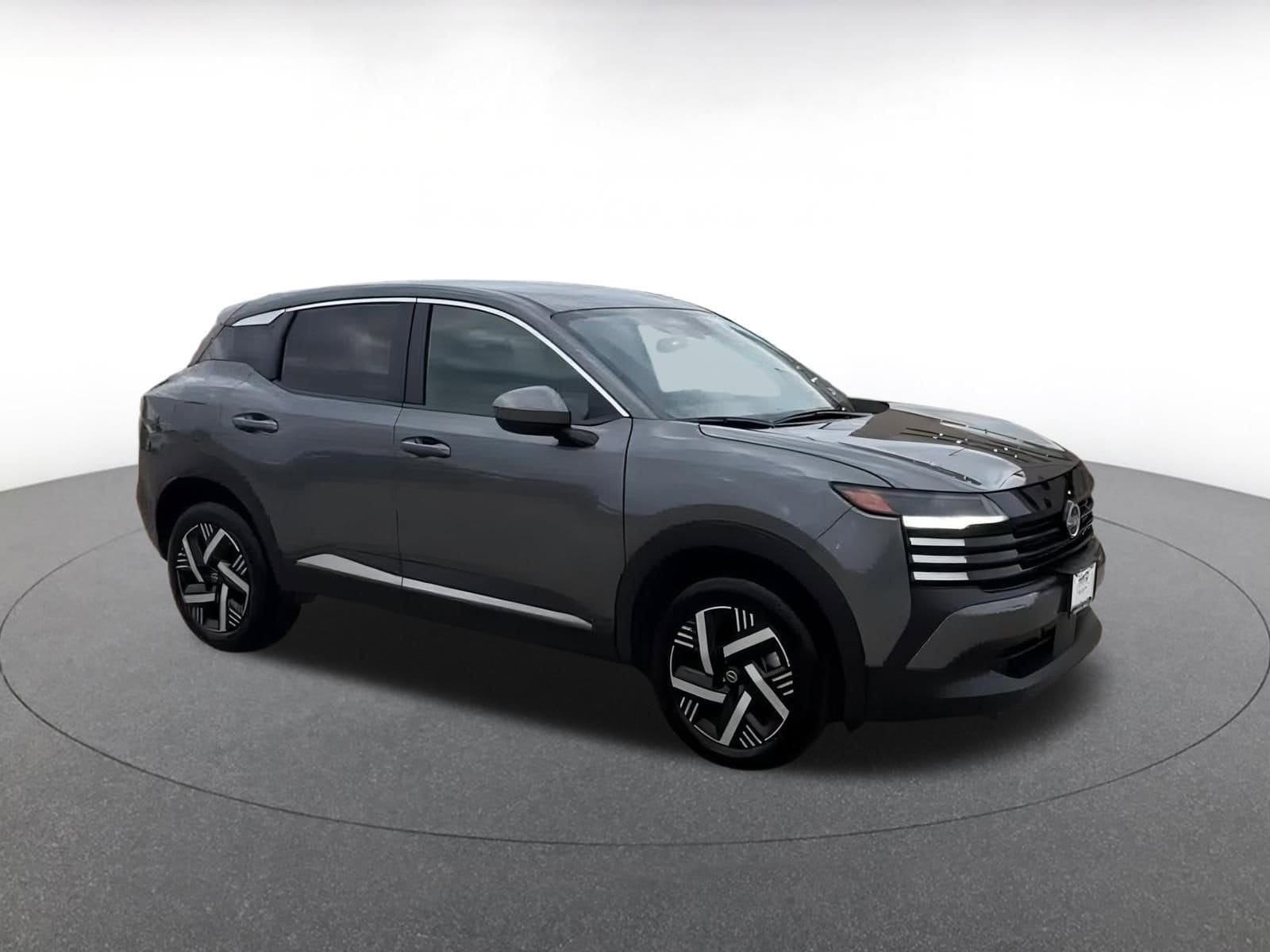 Thumbnail: 2025 Nissan Kicks - 2